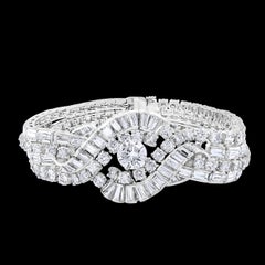 Bracelet de style Art déco en platine avec 32 carats de diamants et 1,79 carat certifiés GIA