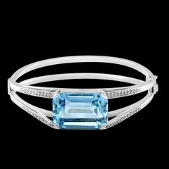 32 Ct Natural Aqua & Diamond Bangle /Bracelet in 18 Karat White Gold 46 Grams