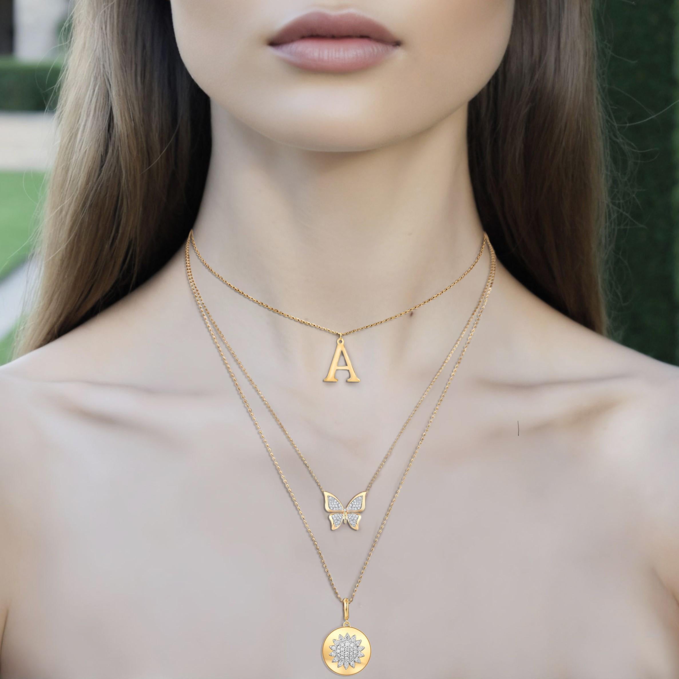 Moderne Collier pendentif en or jaune 14K avec médaillon en tournesol à 32 diamants en vente
