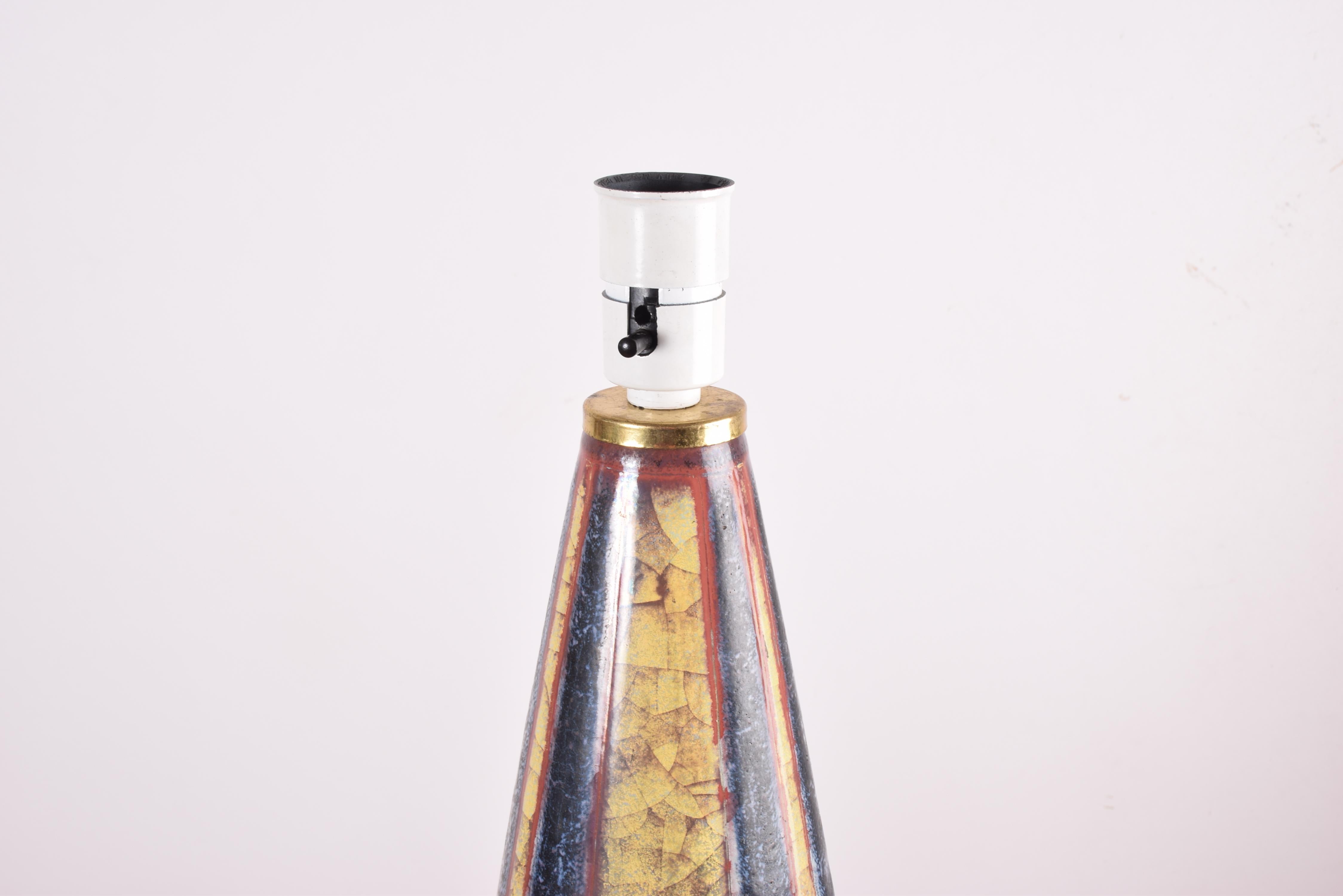 Mid-20th Century 32