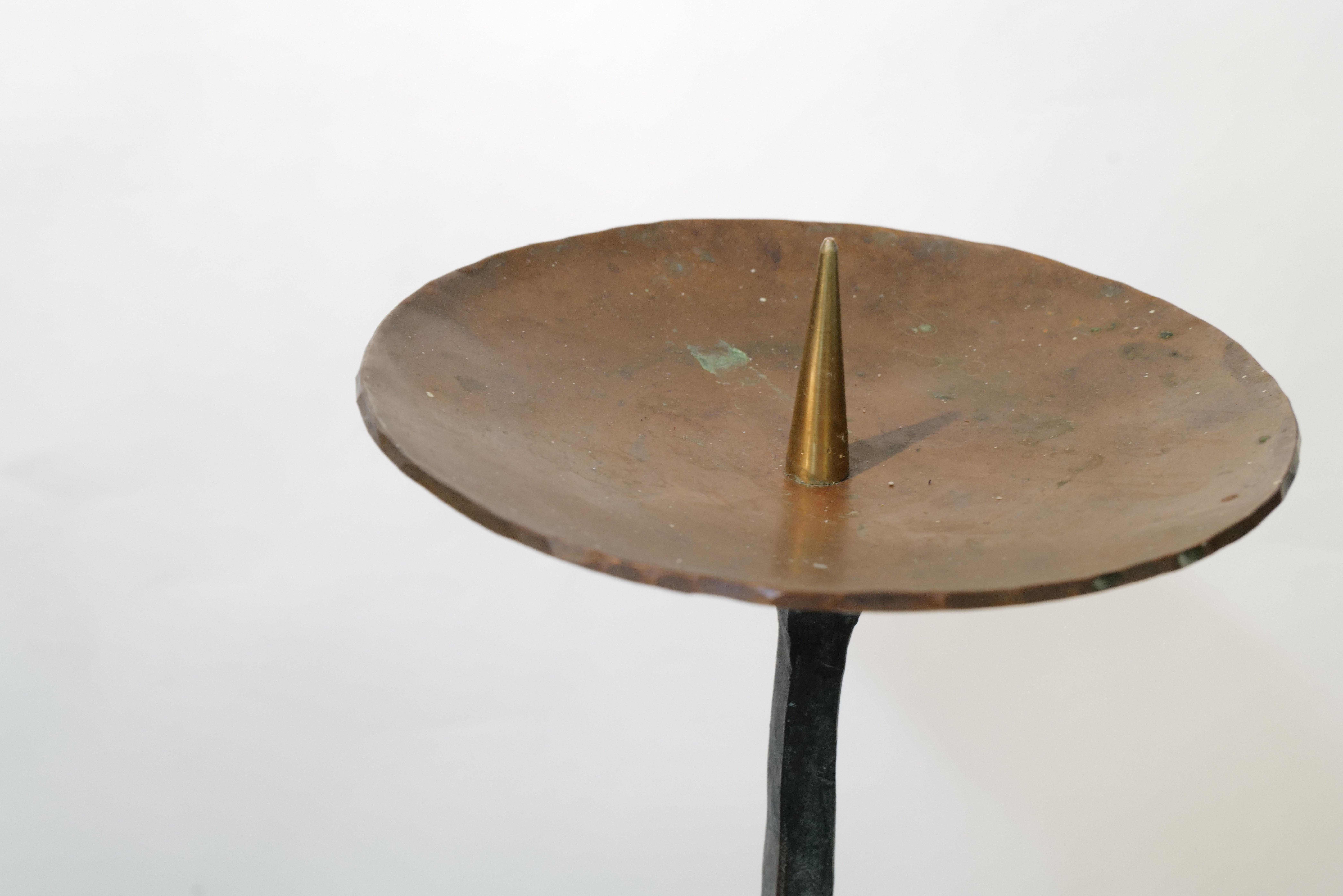 32 Zoll großer brutalistischer Kerzenhalter aus Bronze, Mitte des 20. Jahrhunderts im Angebot 10