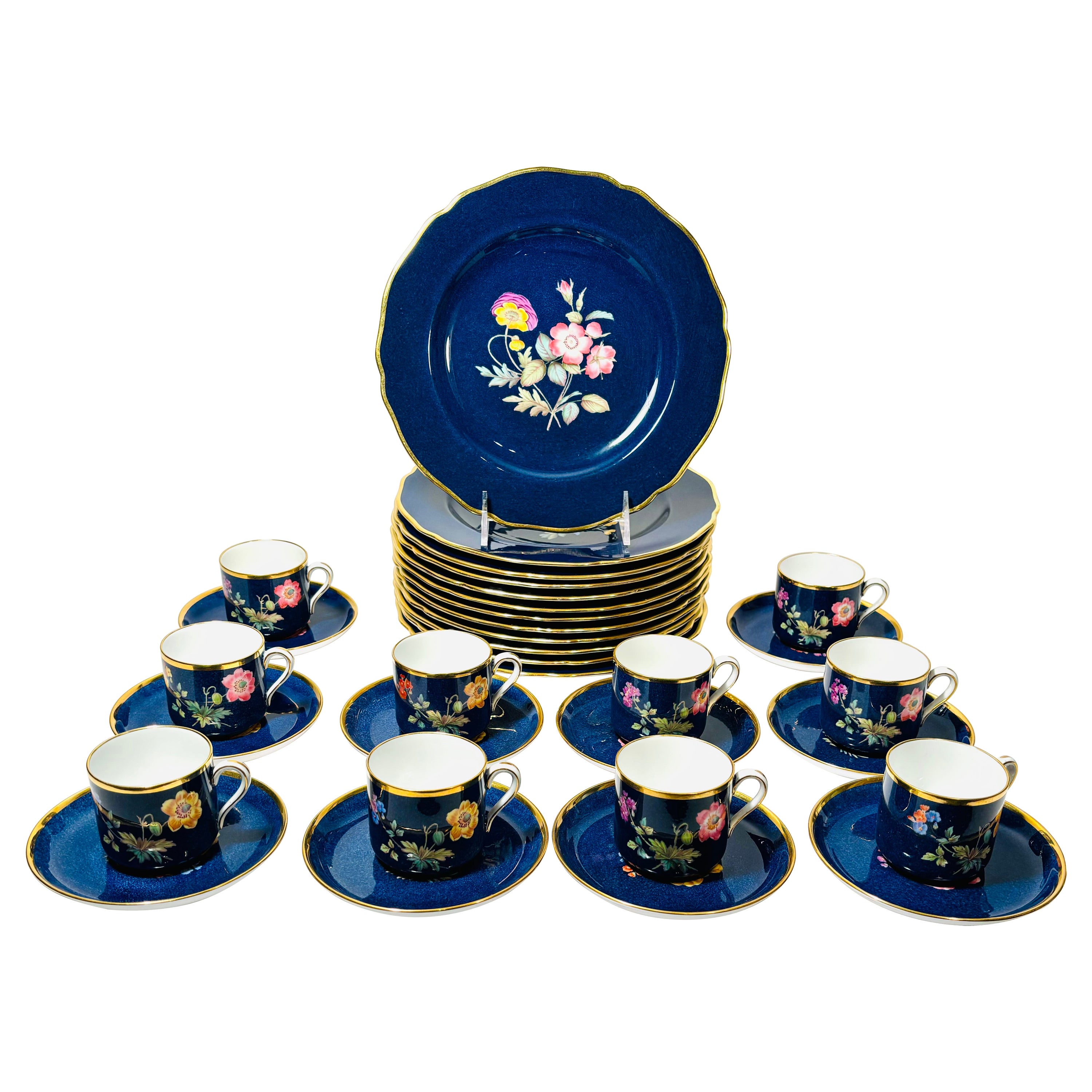 Service à dessert 32 pièces Spode England, Circa 1920. 12 assiettes 10 Demi-tasses et soucoupes