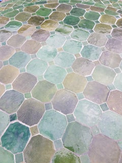 Table en mosaïque marocaine verte Tamegrout, choisissez votre hauteur de base