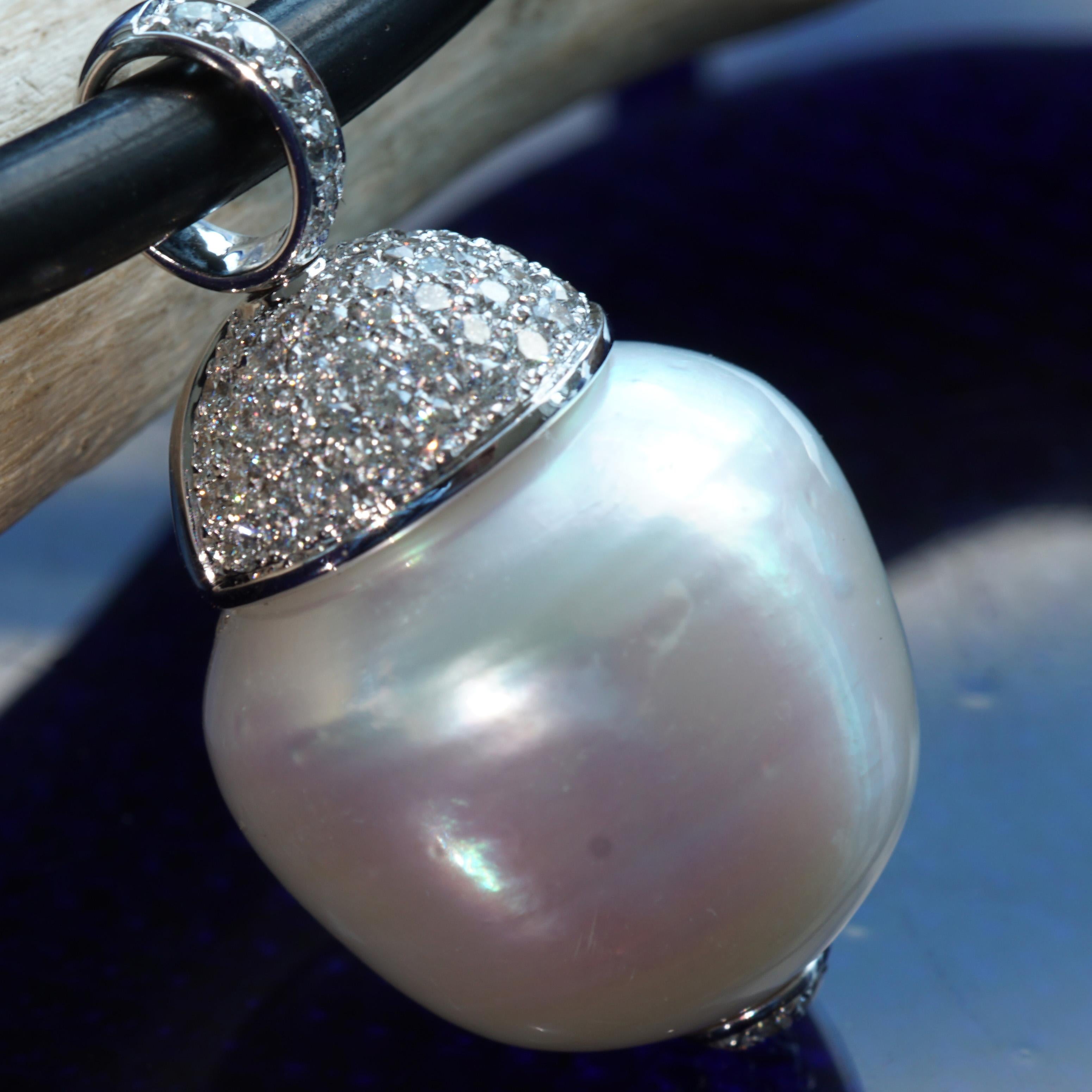 Modern 18 mm South Sea Pearl Brilliant Pendant Grandiose Jewelry Highlight 0.90 Carat  For Sale
