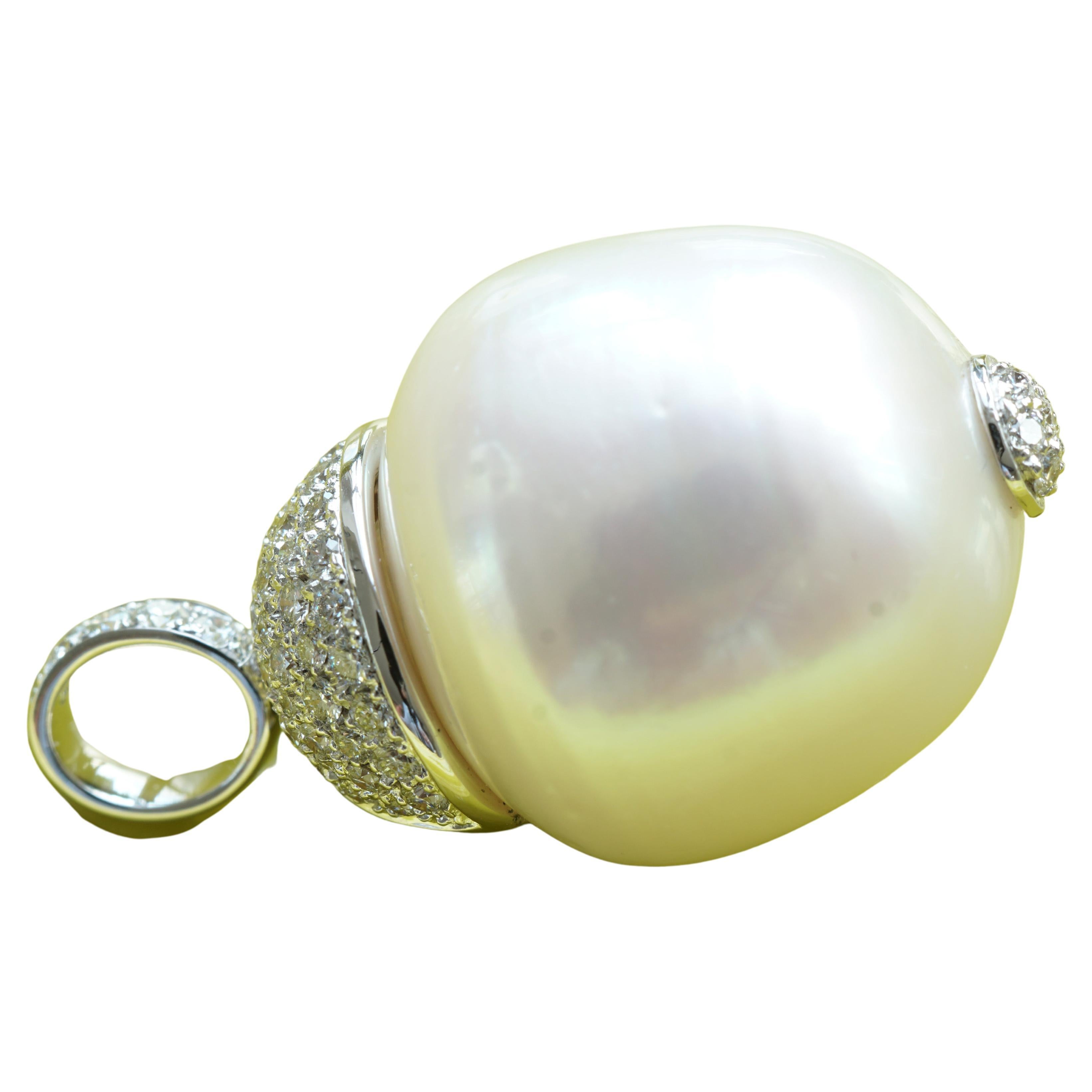 18 mm South Sea Pearl Brilliant Pendant Grandiose Jewelry Highlight 0.90 Carat  For Sale
