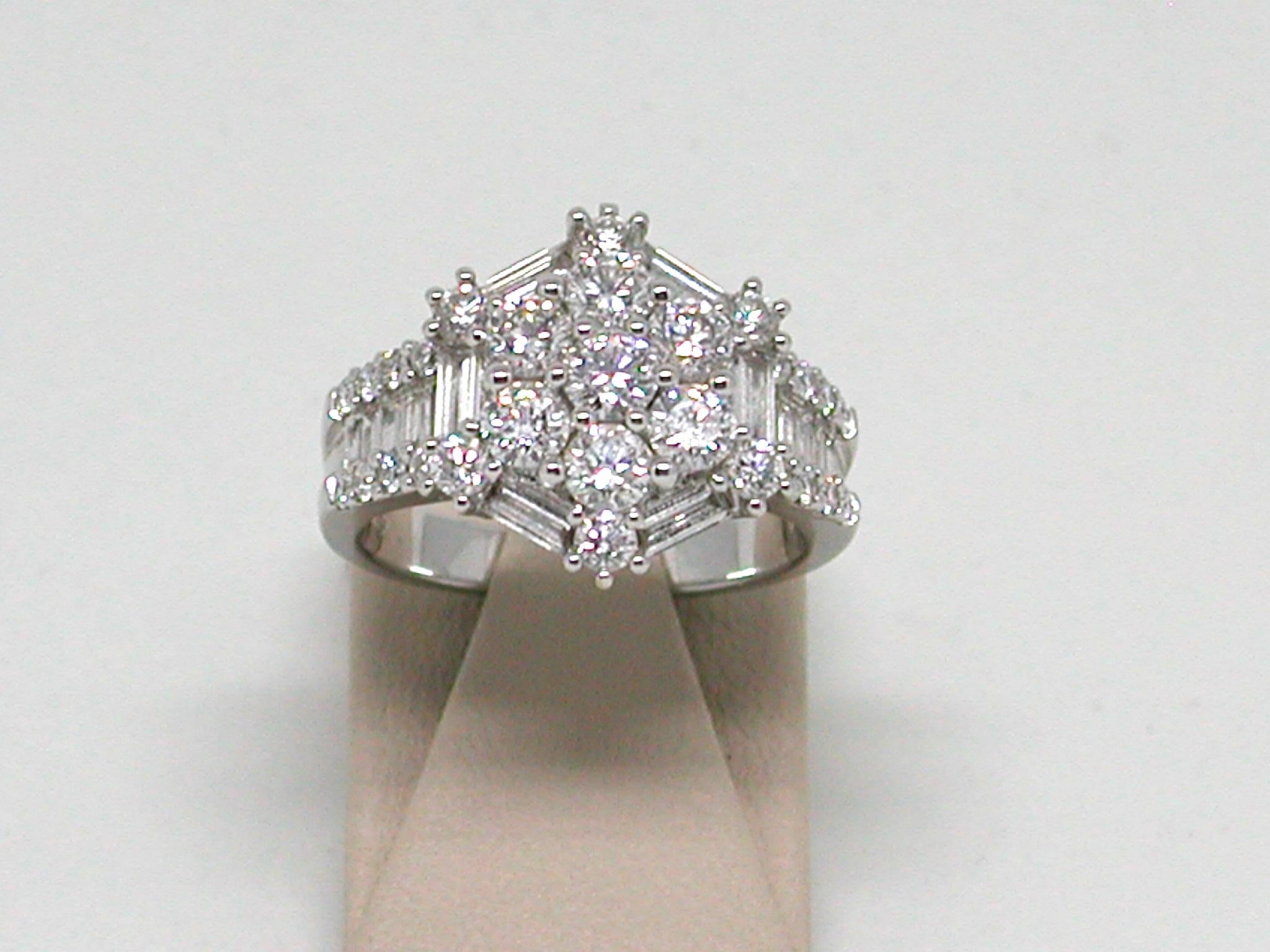 Women's 3.20 Carat 18 Karat White Gold Diamond Ring
