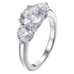 Bague de fiançailles grappe de créateur en zirconia cubique à trois pierres de 3,20 carats