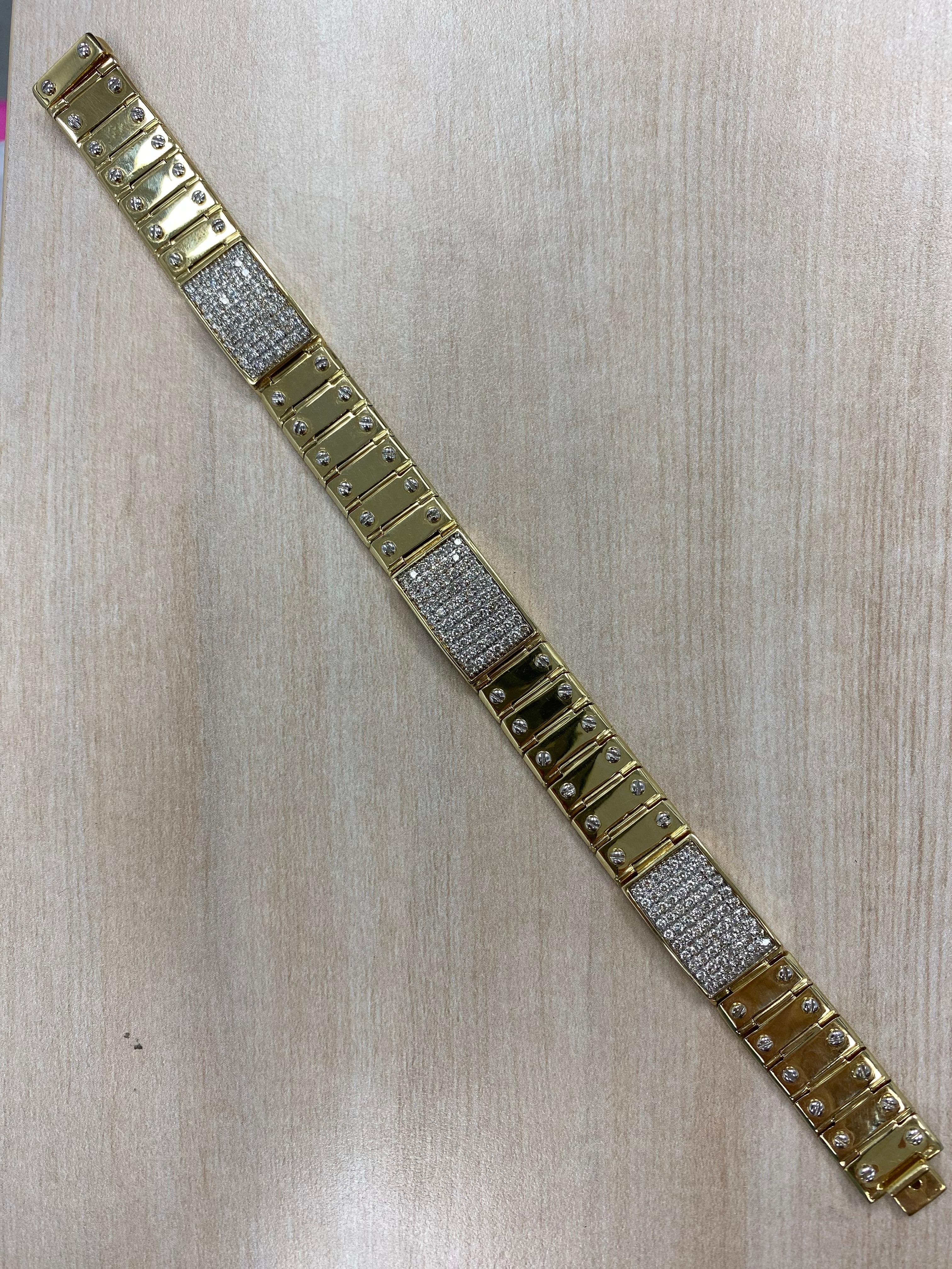 Moderne 3,20 carats  Bracelet homme diamant A Link en or jaune massif 14k 46.7 grammes en vente