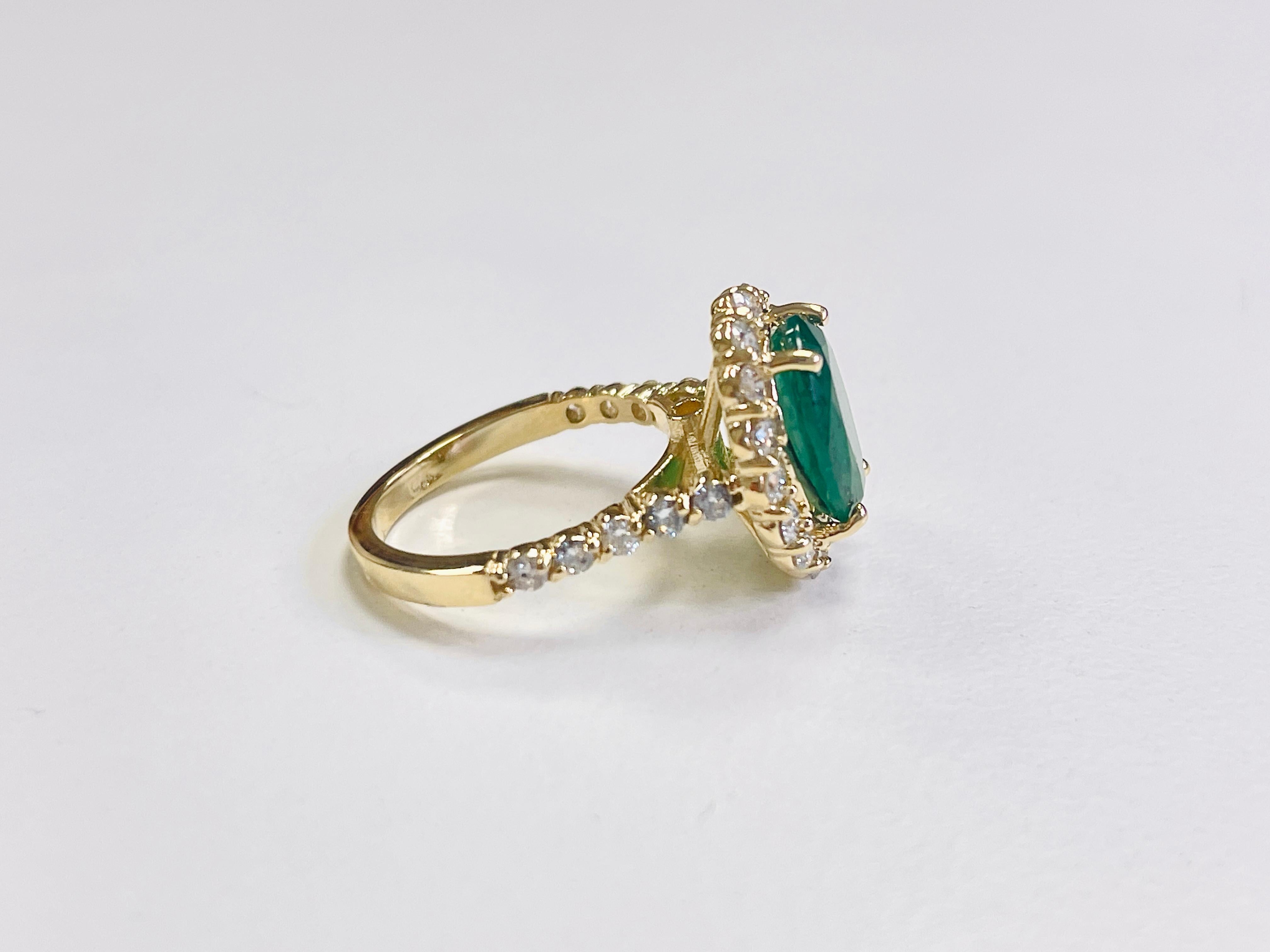 3.20 Carat Emerald Diamond 14K Yellow Gold Ring For Sale 1
