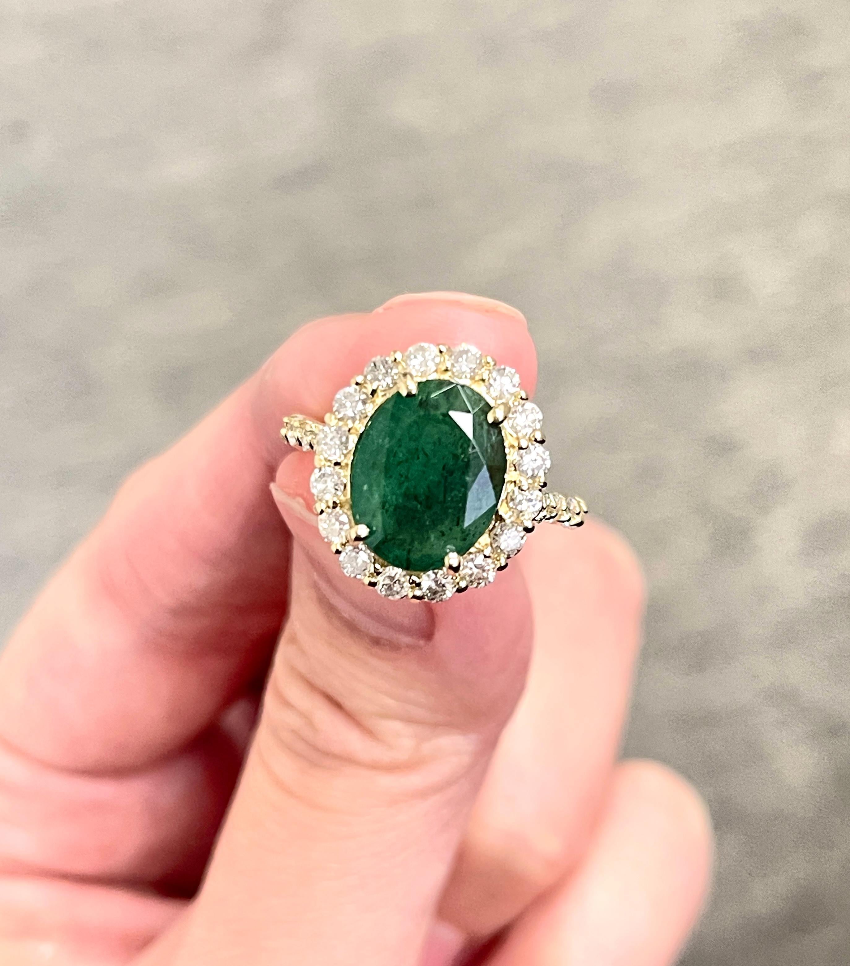 3.20 Carat Emerald Diamond 14K Yellow Gold Ring For Sale 3