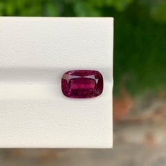 Superbe tourmaline rubellite taille coussin de 3,20 carats pour bijoux