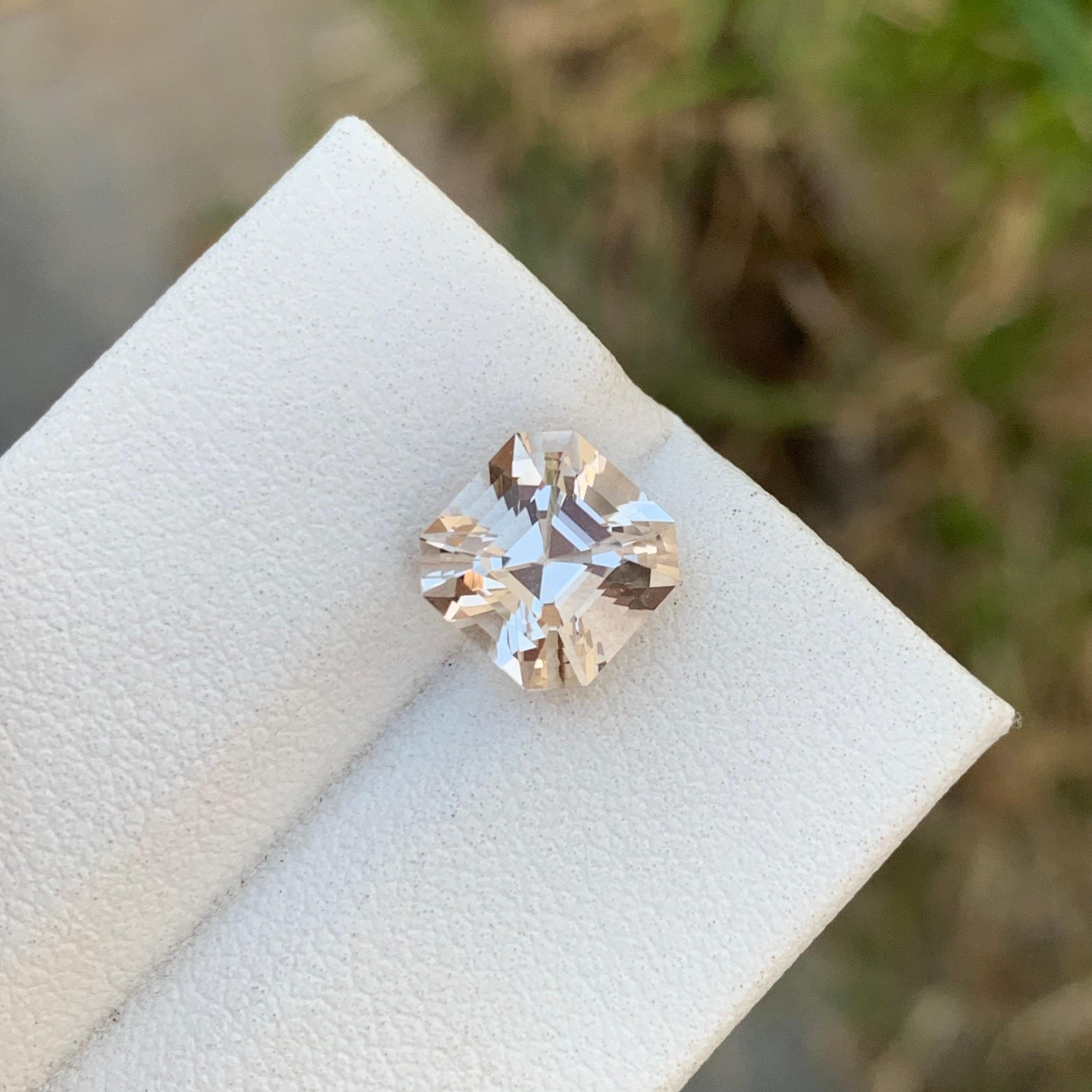 Women's or Men's 3.20 Carat Natural Loose Golden Topaz Asscher Shape Gem From Pakistan For Sale