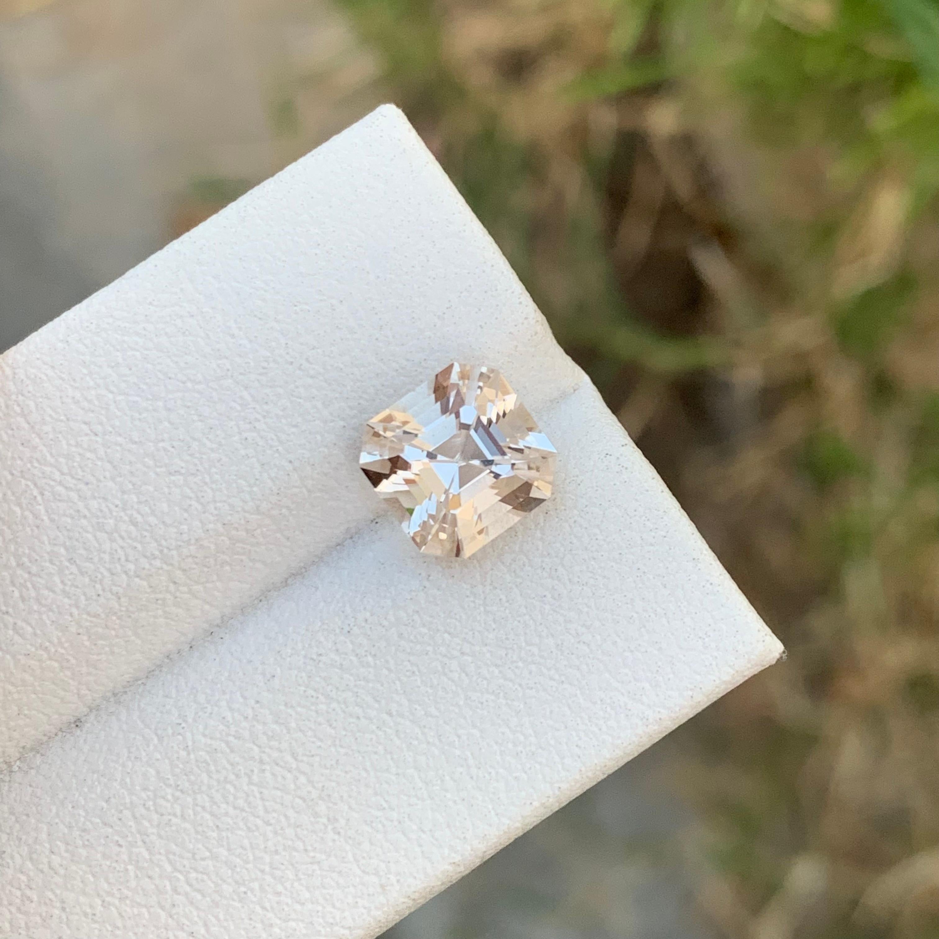 3.20 Carat Natural Loose Golden Topaz Asscher Shape Gem From Pakistan For Sale 3