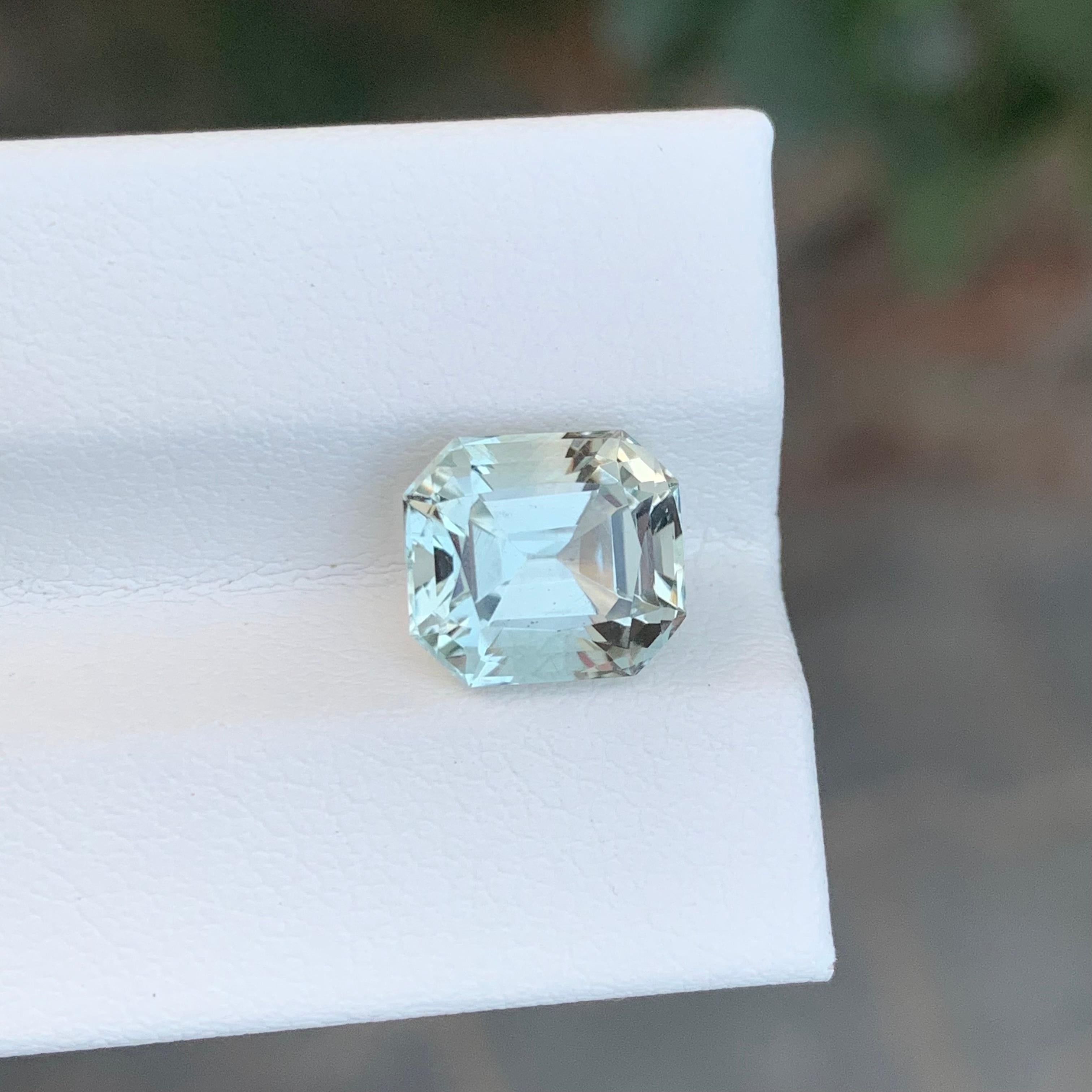 Améthyste verte naturelle non sertie de 3,20 carats \ Pierre précieuse de forme coussin Prasiolite en vente 1