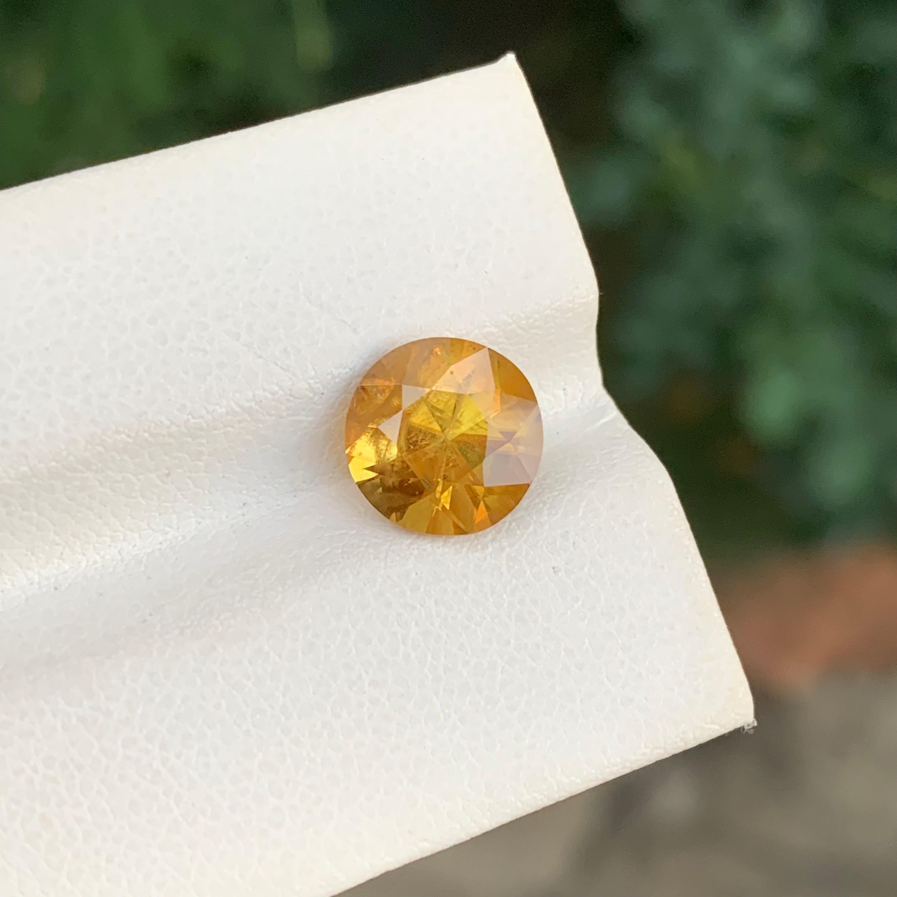 3,20 Karat natürlicher loser Sphene/Titanit runde Form Edelstein im Angebot 4