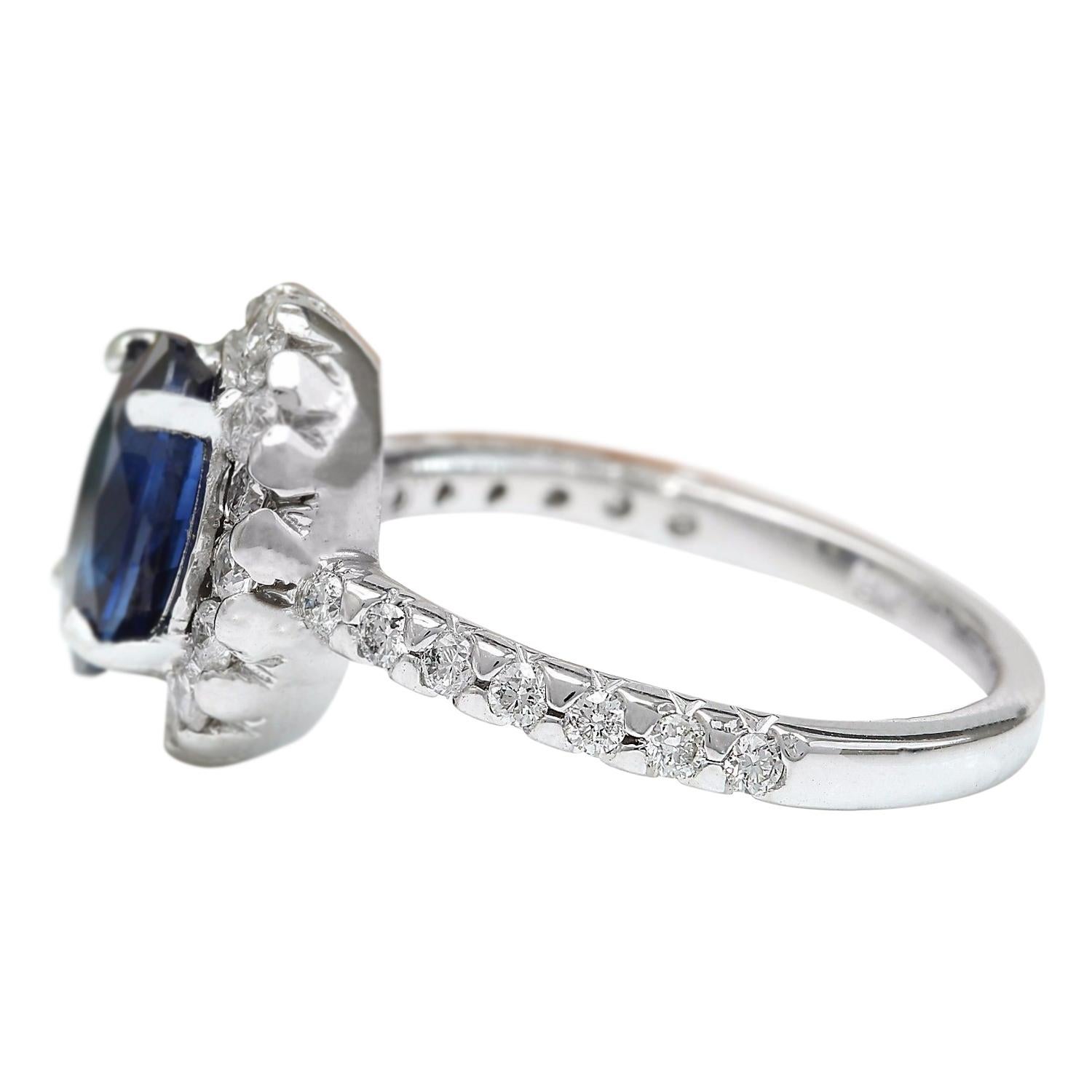 Oval Cut 3.20 Carat Natural Sapphire 14 Karat Solid White Gold Diamond Ring For Sale