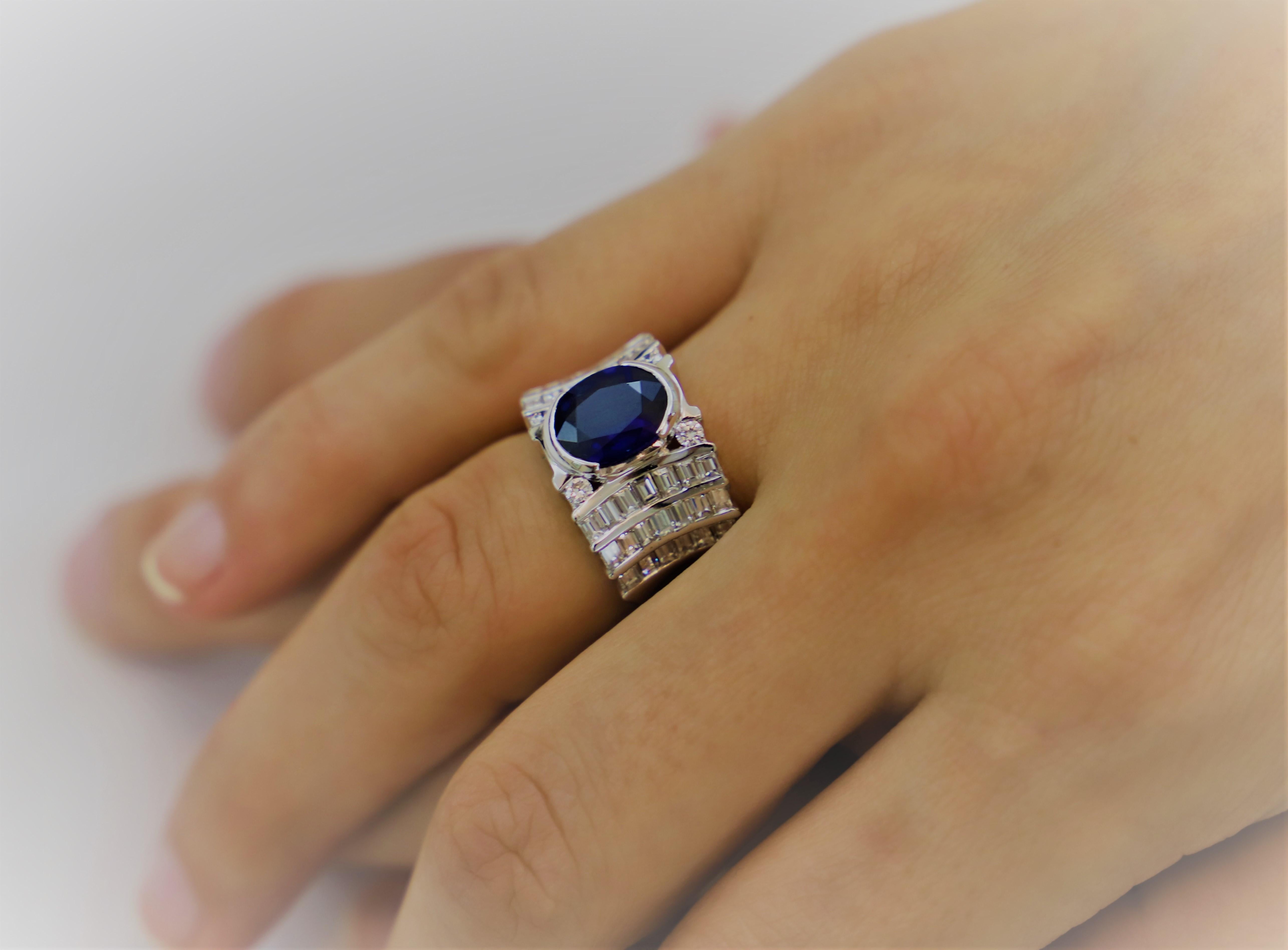 3.20 Carat Oval Sapphire and White Diamonds Cocktail Ring For Sale 4