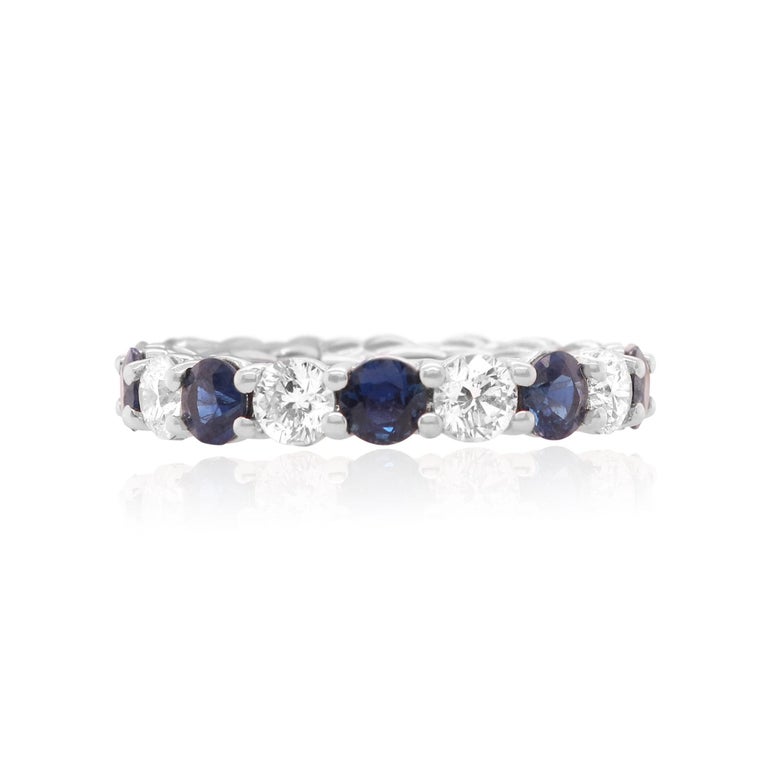Contemporary Round Blue Sapphire Diamond Eternity Band Ring 18K White Gold Size 5.75 For Sale