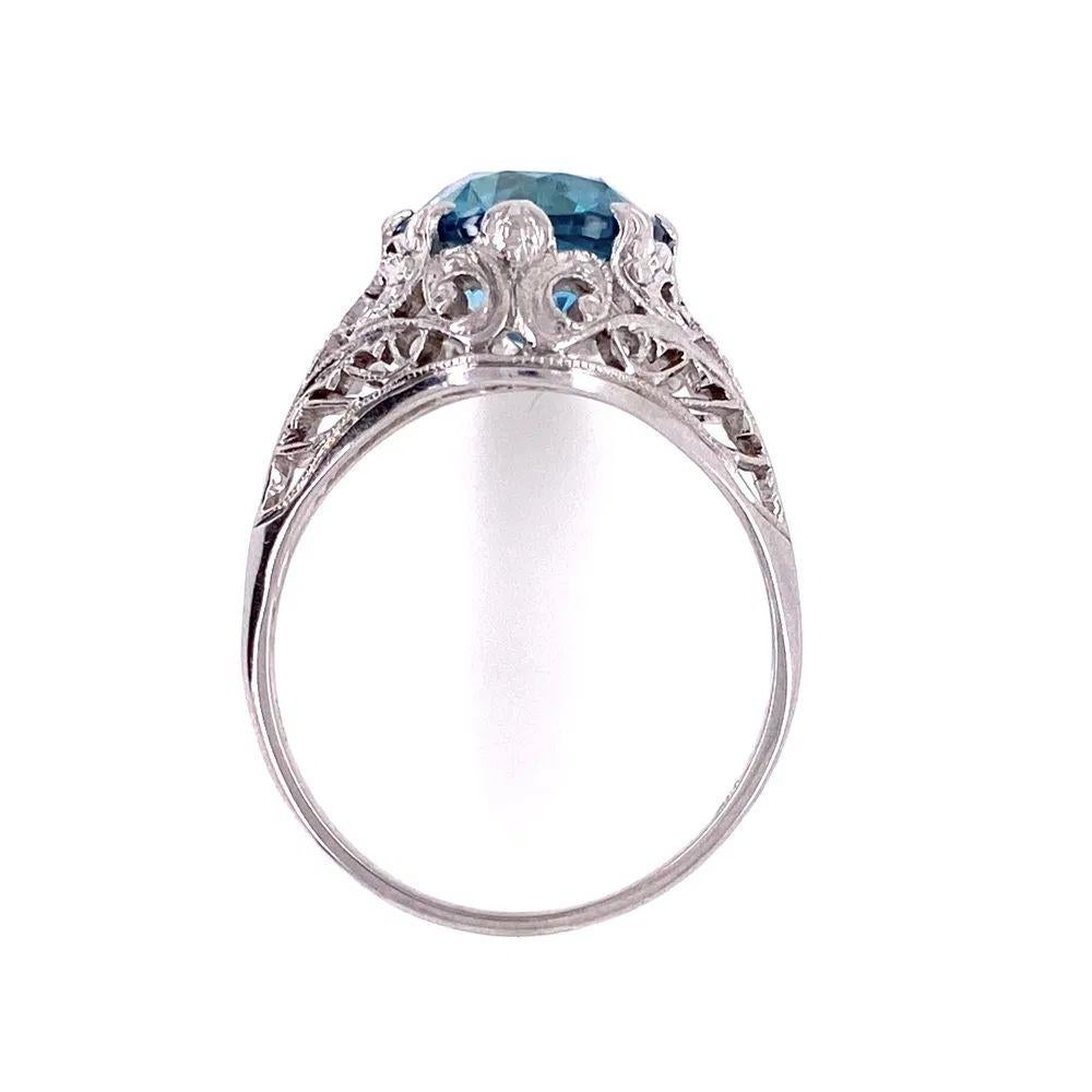3,20 Karat Runder tiefblauer Zirkon Gold Art Deco Solitär Ring (Rundschliff) im Angebot