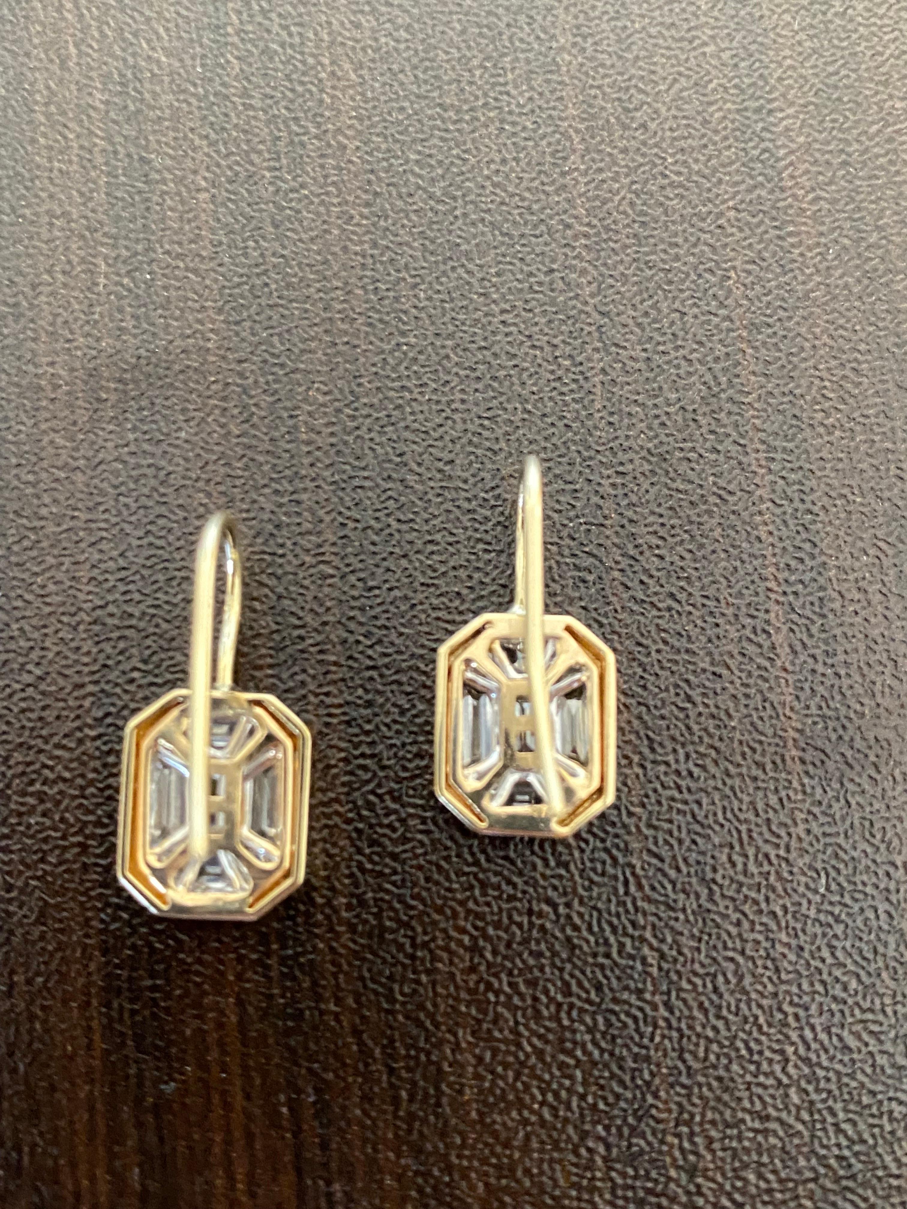 3.20 Carats Hanging Yellow Gold Emerald Cut Earrings For Sale 2