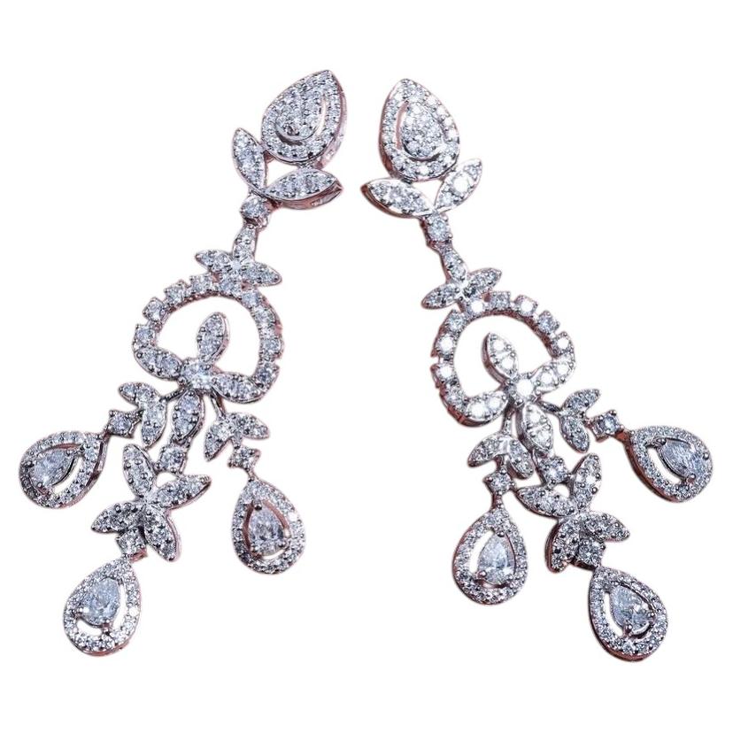 3,20 Karat Diamanten in gemischter Form 14K Gold Kronleuchter-Ohrringe