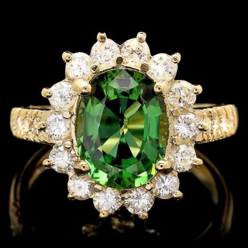 Mixed Cut 3.20 Carats Natural Green Tourmaline and Diamond 14K Solid Yellow Gold Ring For Sale