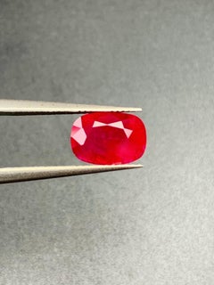 3.20 Ct GIA Certificate Unheated Burma Ruby Red color eye clean quality No heat