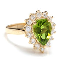 3.20 Ct Natural Very Nice Looking Peridot and Diamond 14K Solid Yellow Gold Ring