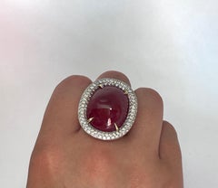 32.00ct+ Unheated Natural Red Spinel Cabochon Diamond Ring in 18ct Two-Tone Gold