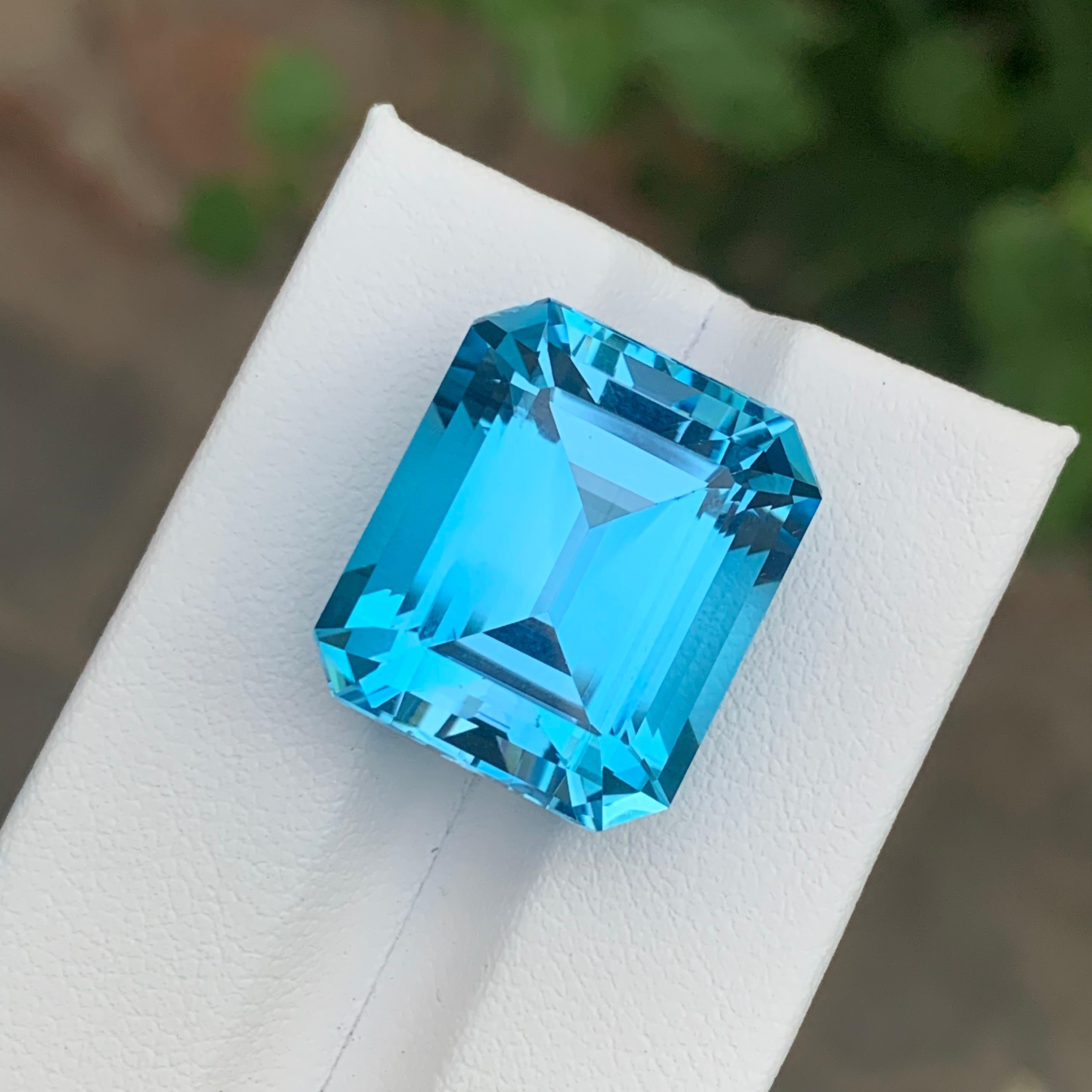 Loose Sky Blue Topaz

Weight: 32.50 Carats
Dimensions: 19.1 x 16.2 x 11.6 Mm
Origin: Brazil
Shape: Octagon 
Color: Blue
Certificate: On Demand

Benefits Of Wearing Blue Topaz Stone:
It helps to improve communication and self-expression.
It provides