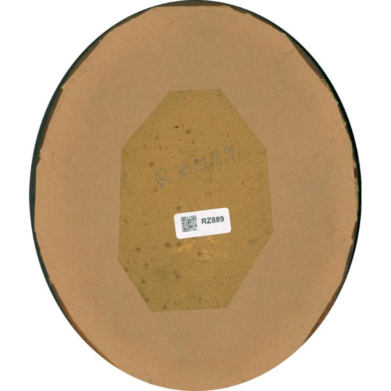 Eine zarte Studie einer hübschen jungen Frau mit rosigen Wangen von Ada Hobson. Präsentiert in einem ovalen Rahmen aus dunklem Holz. Unterzeichnet und datiert. Auf dem Papier.
