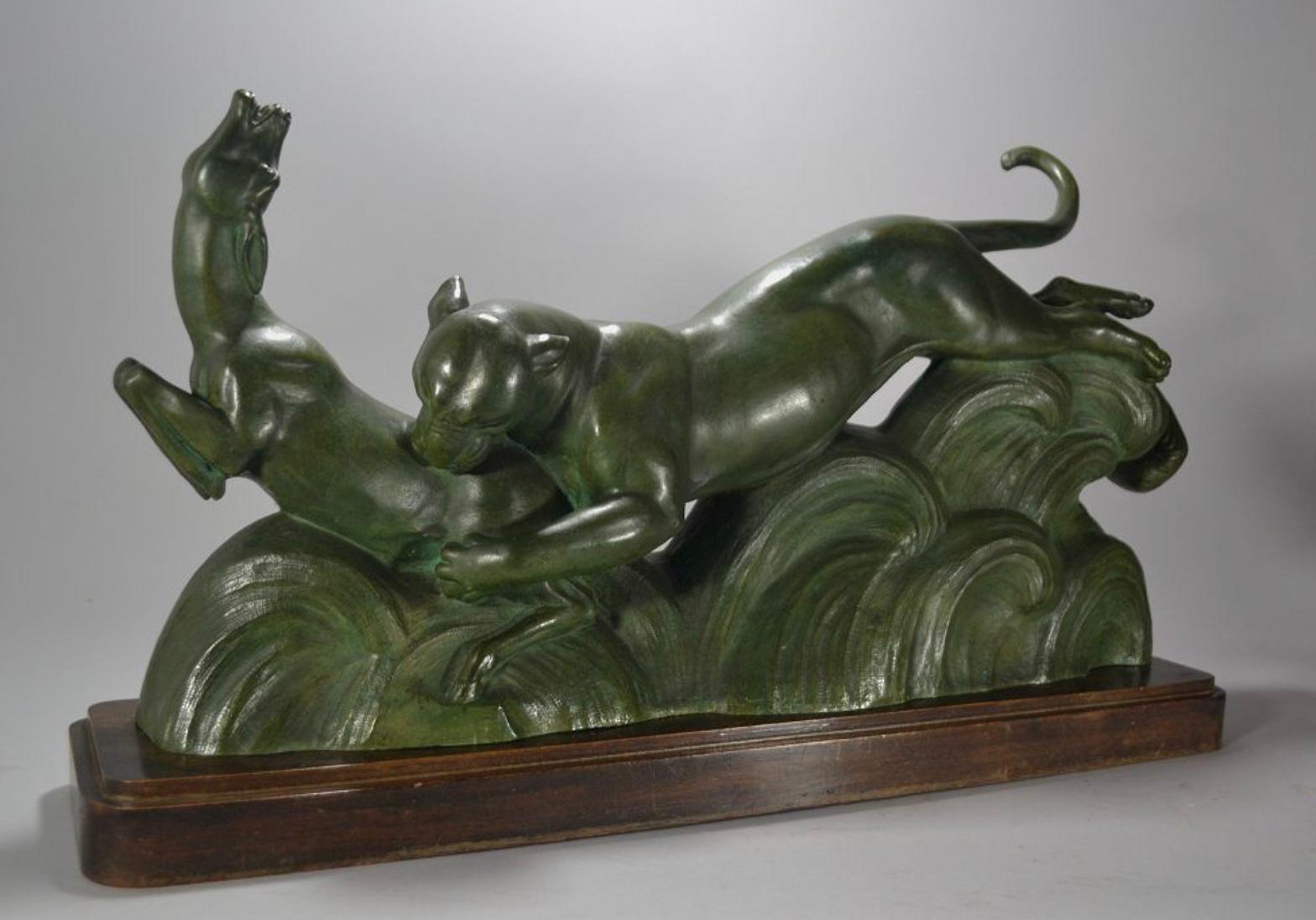 Art Deco French Bronze Sculpture of Panther and Gazelle by Ouline For Sale 6