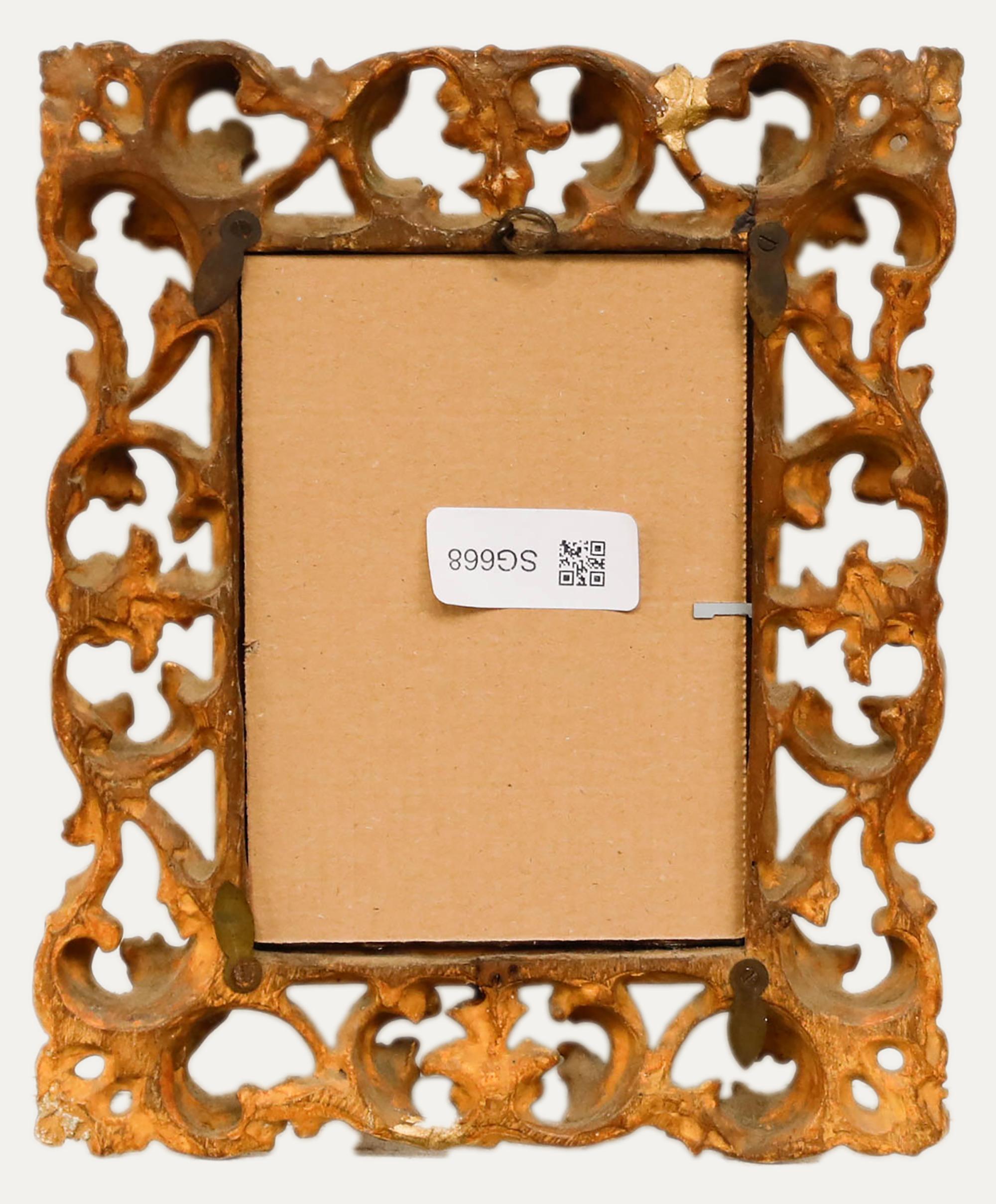 Cadre à photo Florentine du 19e siècle avec ornementation de volutes d'acanthe percées.  
Mesures :  
Fenêtre : 14 x 10  
Remise : 15 x 11  
Taille du cadre : 24 x 20 