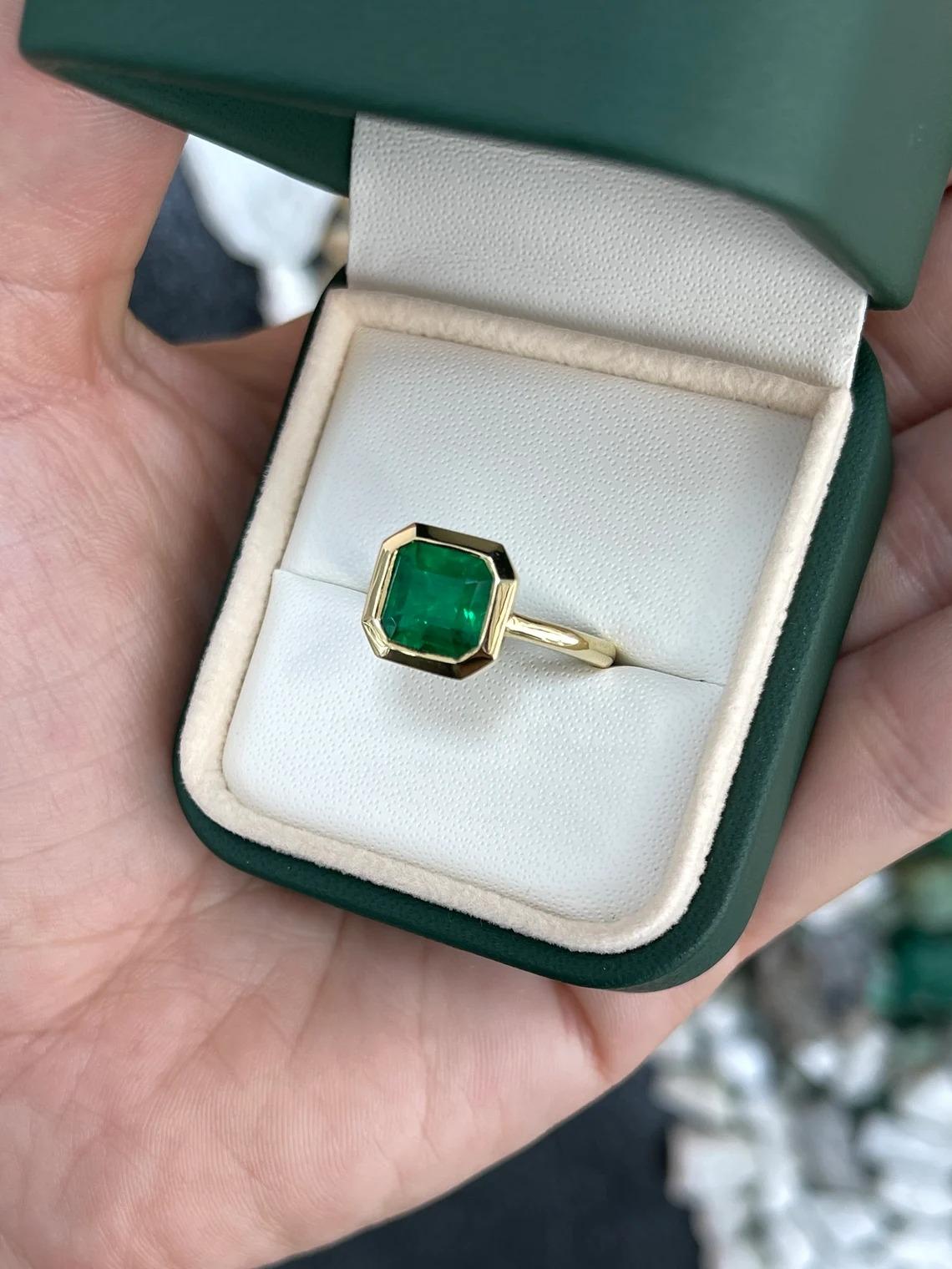 3.20ct 18K AAA+ Fine Quality Asscher Cut Colombian Emerald Solitaire Bezel Ring For Sale 3