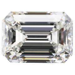 3.20ct Natural Emerald Cut Diamond - GIA certified