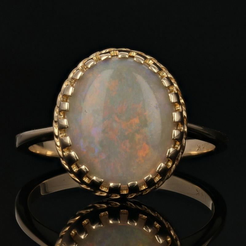 For Sale:  3.20ct Oval Cabochon Cut Opal Ring, 14k Yellow Gold Cocktail Solitaire 2