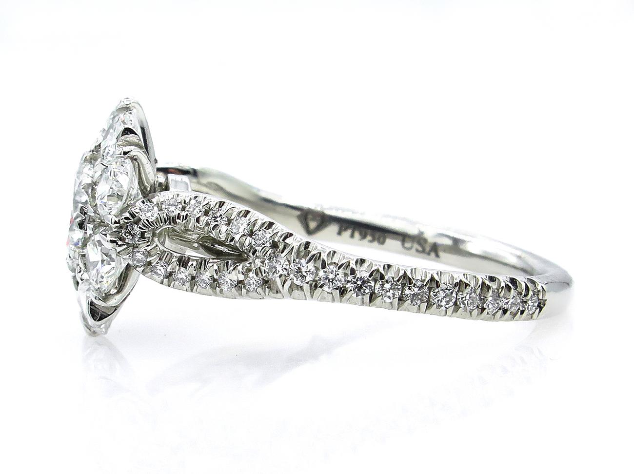 3.20 Carat Round Diamond Cluster Engagement Wedding Anniversary Platinum Ring In Good Condition In New York, NY