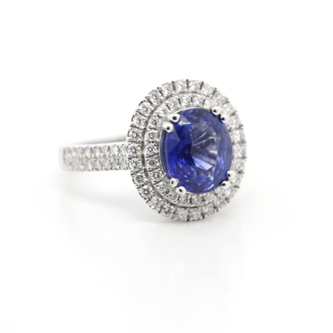3.21 Carat Blue Sapphire Double Halo Diamond Ring in 18K White Gold In New Condition For Sale In Hong Kong, HK