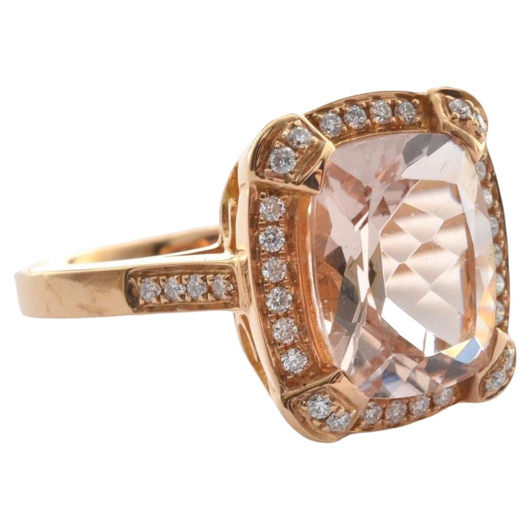 3.21 Carat Morganite and Diamond Ring in 18 Karat Rose Gold