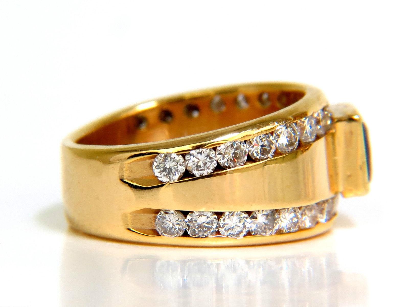 Women's or Men's 3.21 Carat Natural Fancy Vivid Brown Diamond Ring 14 Karat VS For Sale