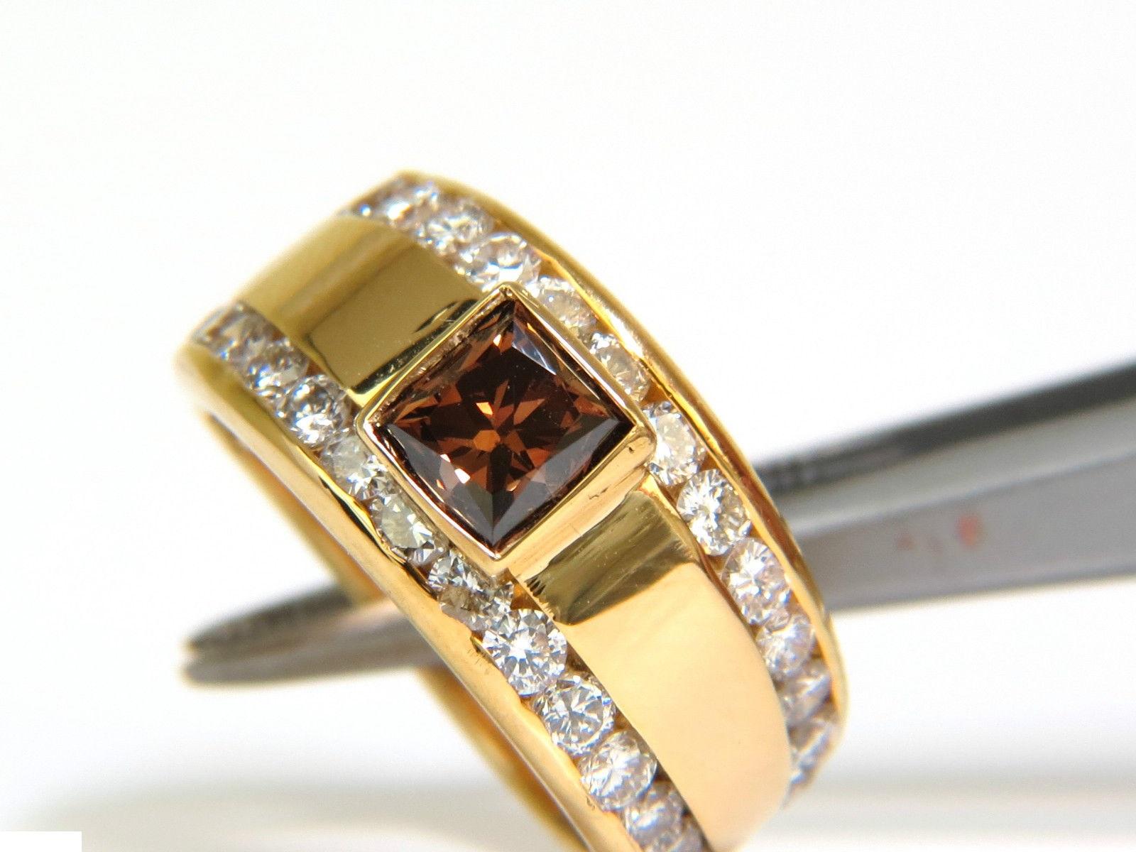 3.21 Carat Natural Fancy Vivid Brown Diamond Ring 14 Karat VS For Sale 2
