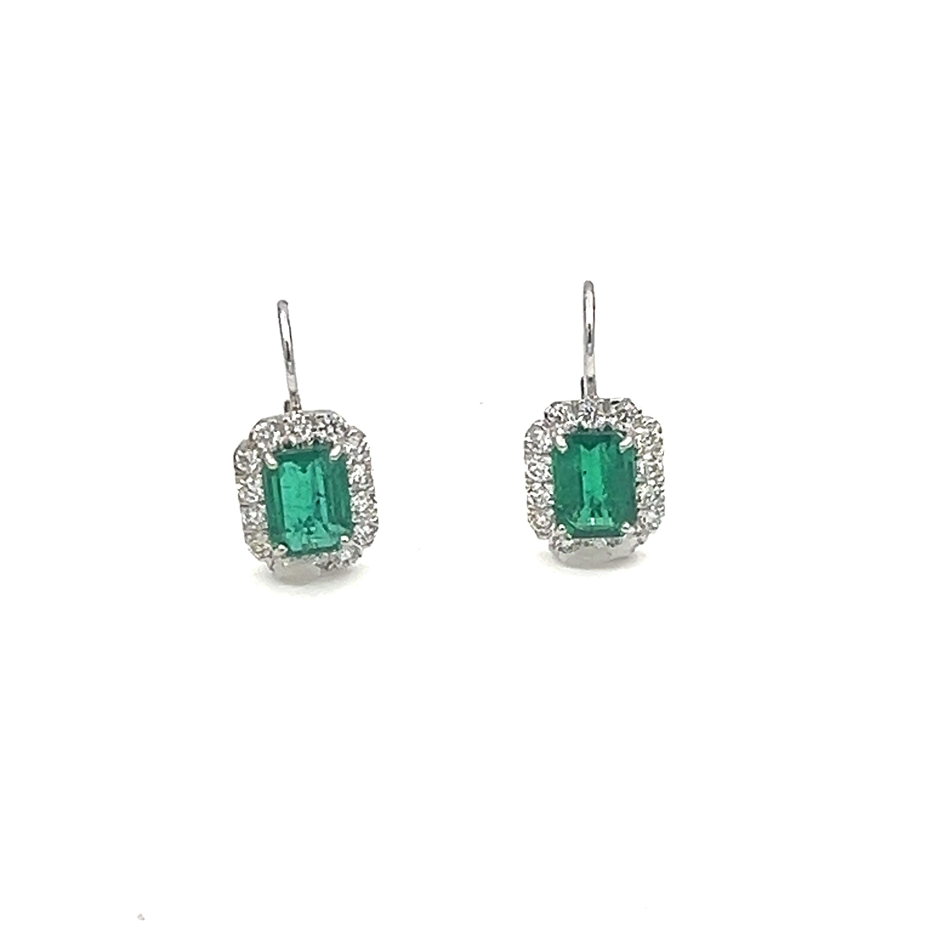 4.27 ct Zambian Emerald & Diamond Earrings  In New Condition For Sale In Chicago, IL