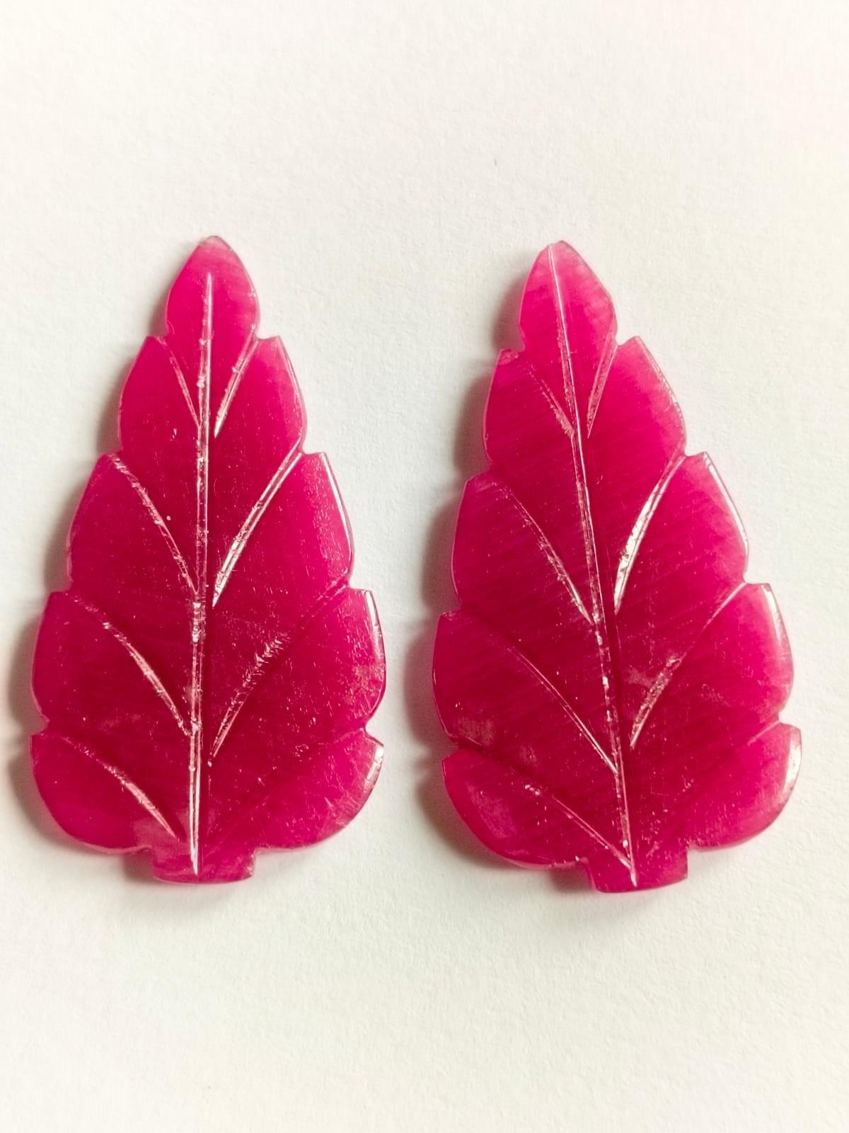 Pear Cut 32.10 Carat Ruby Carving Leaf Shape Pair Loose Gemstone For Sale