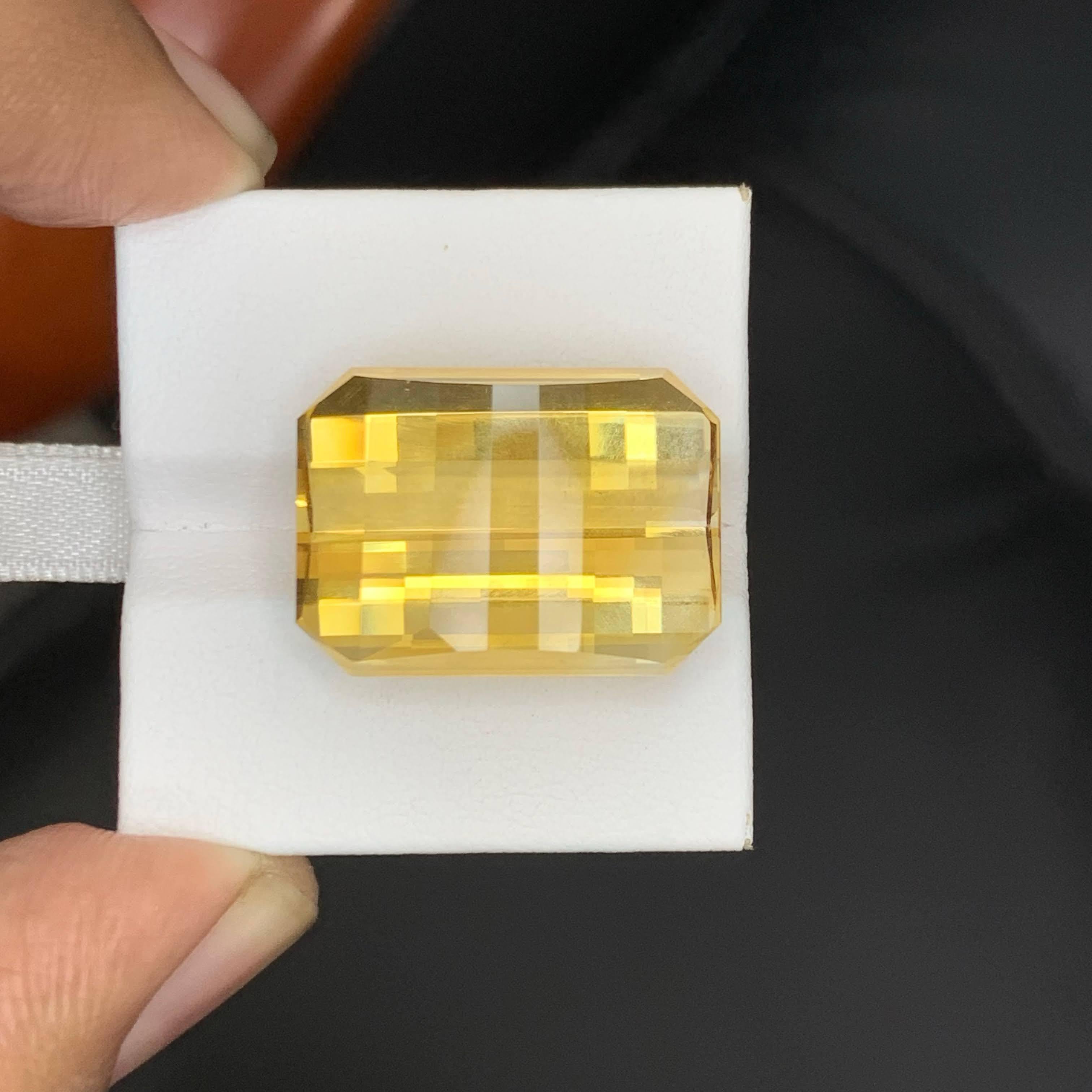 32.15 Carat Natural Loose Yellow Golden Citrine Pixel Cut Brazilian Gemstone en venta 1