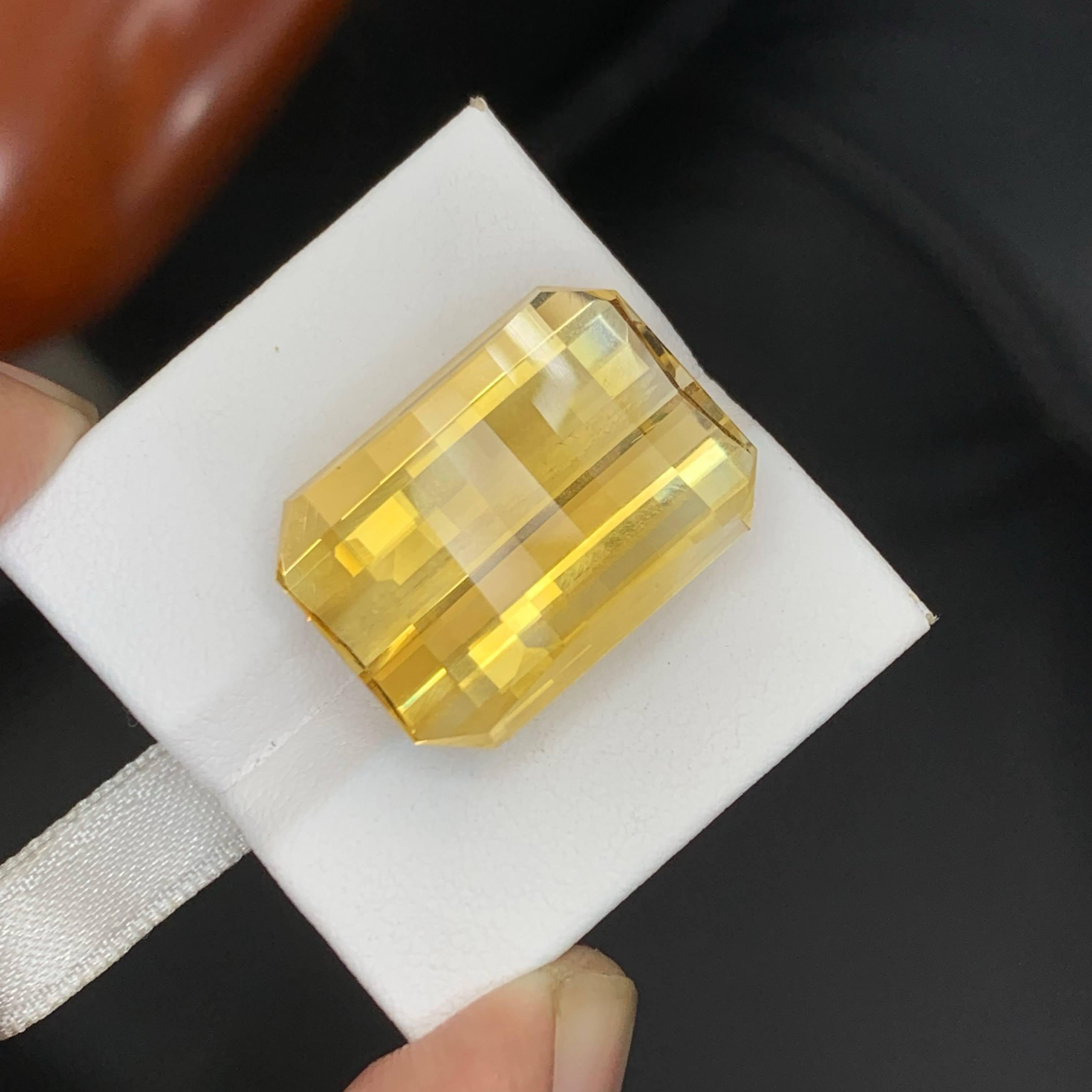 32.15 Carat Natural Loose Yellow Golden Citrine Pixel Cut Brazilian Gemstone en venta 2