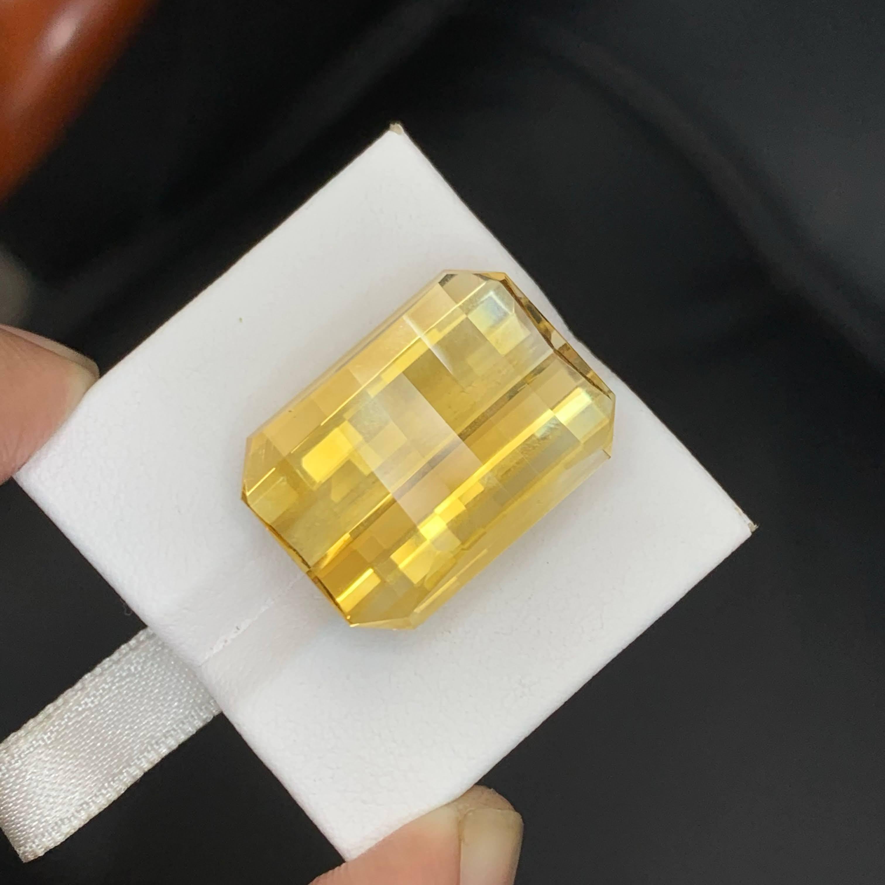 32.15 Carat Natural Loose Yellow Golden Citrine Pixel Cut Brazilian Gemstone en venta 3