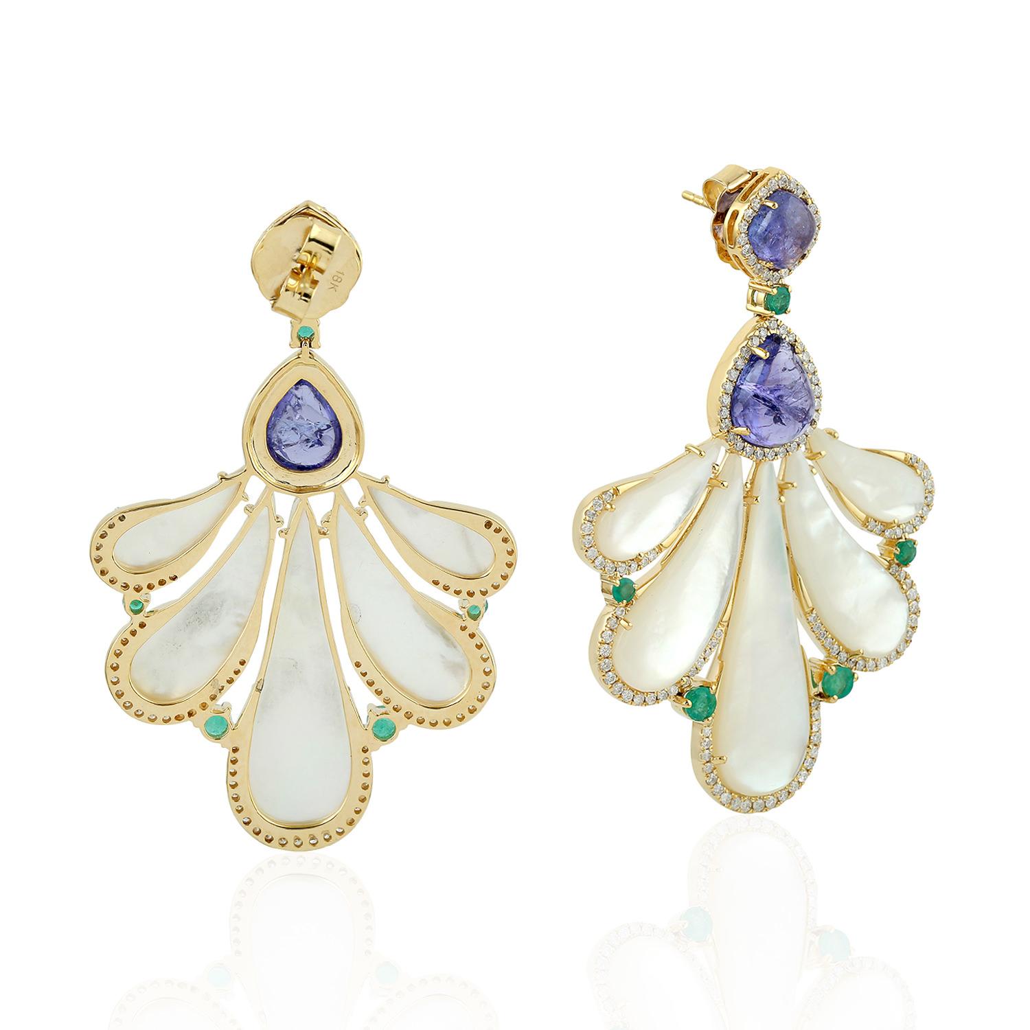 Contemporary 32.17ct Pearl Dangle Earrings With Tanzanite & Emerald Accented With Diamonds For Sale