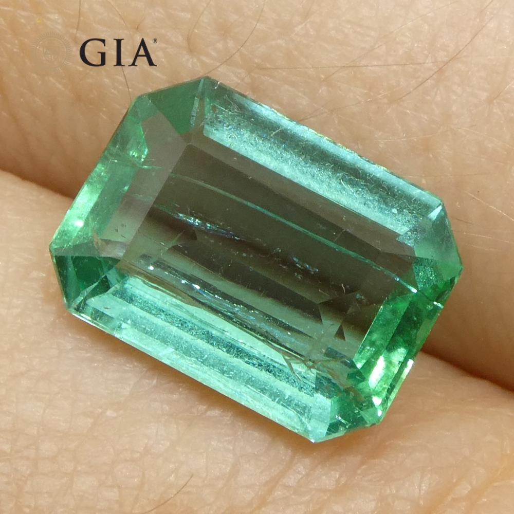 3,21 Karat Achteckiger/Emaragdschliff Grüner Smaragd GIA zertifiziert Zambia (F1) (Smaragdschliff) im Angebot
