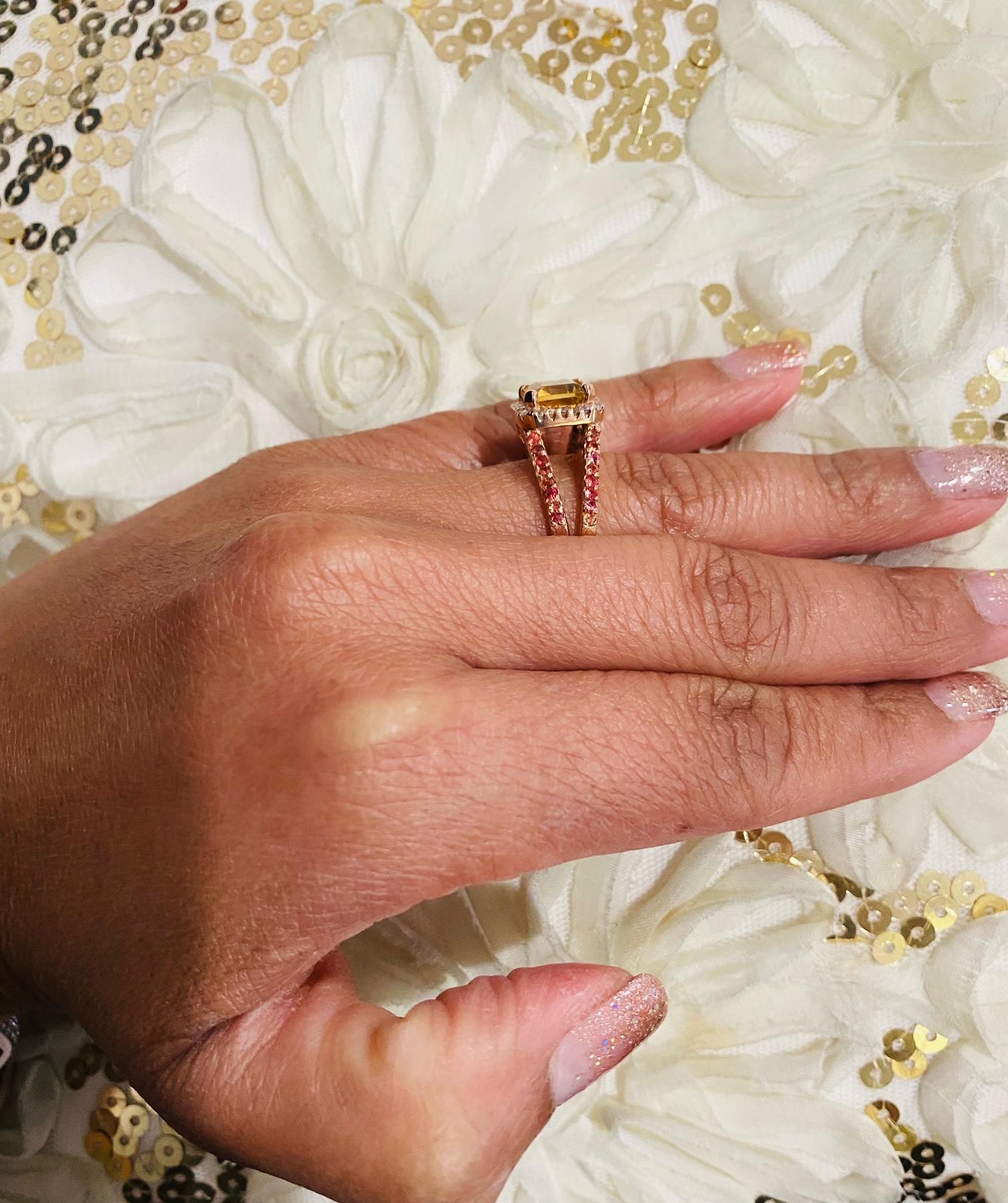 Bague de fiançailles en or rose avec saphir, citrine de 3,22 carats et diamants Pour femmes en vente