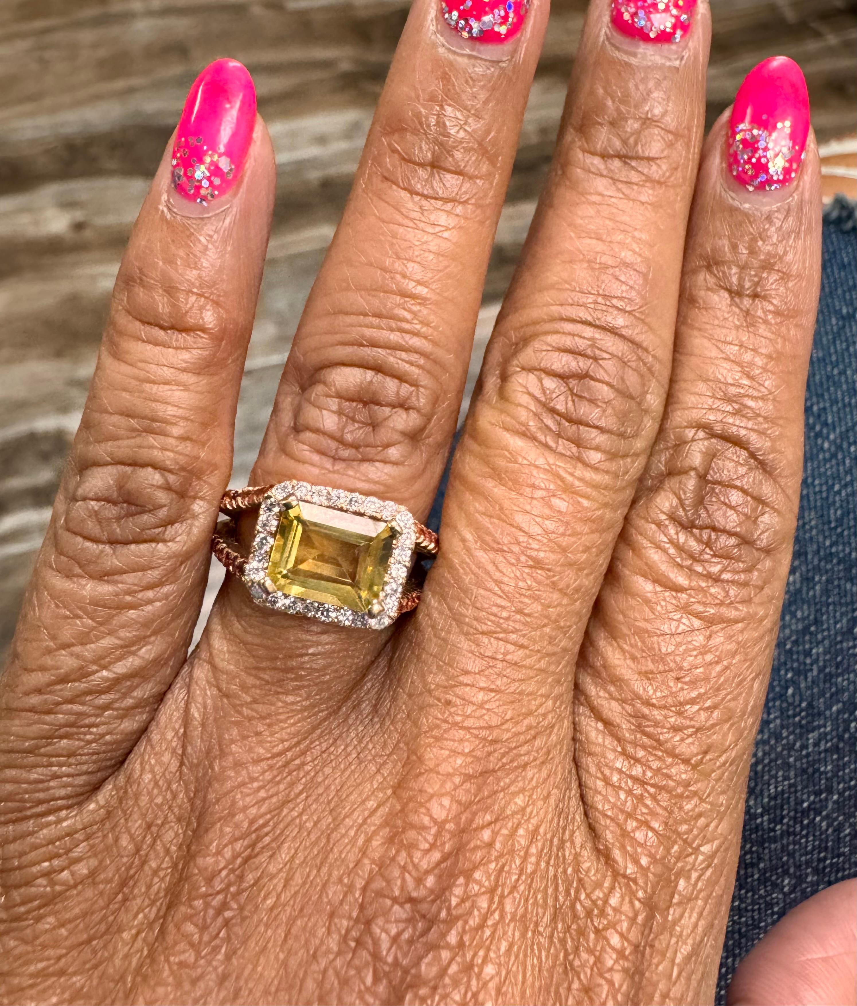 Anillo de compromiso de oro rosa con zafiro citrino y diamantes de 3,22 quilates en venta 3